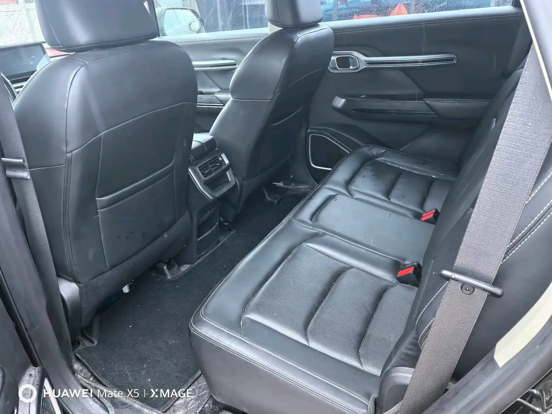 2020 GEELY OKAVANGO thumbnail 3