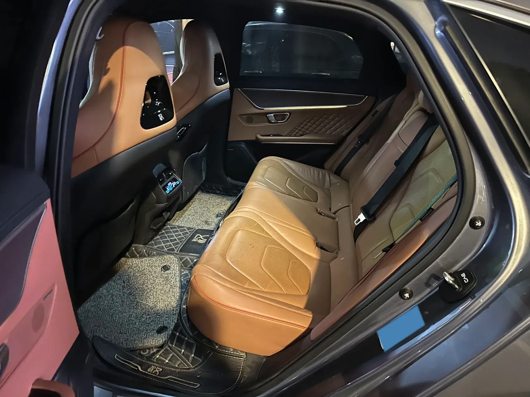 2022 BYD HAN thumbnail 3