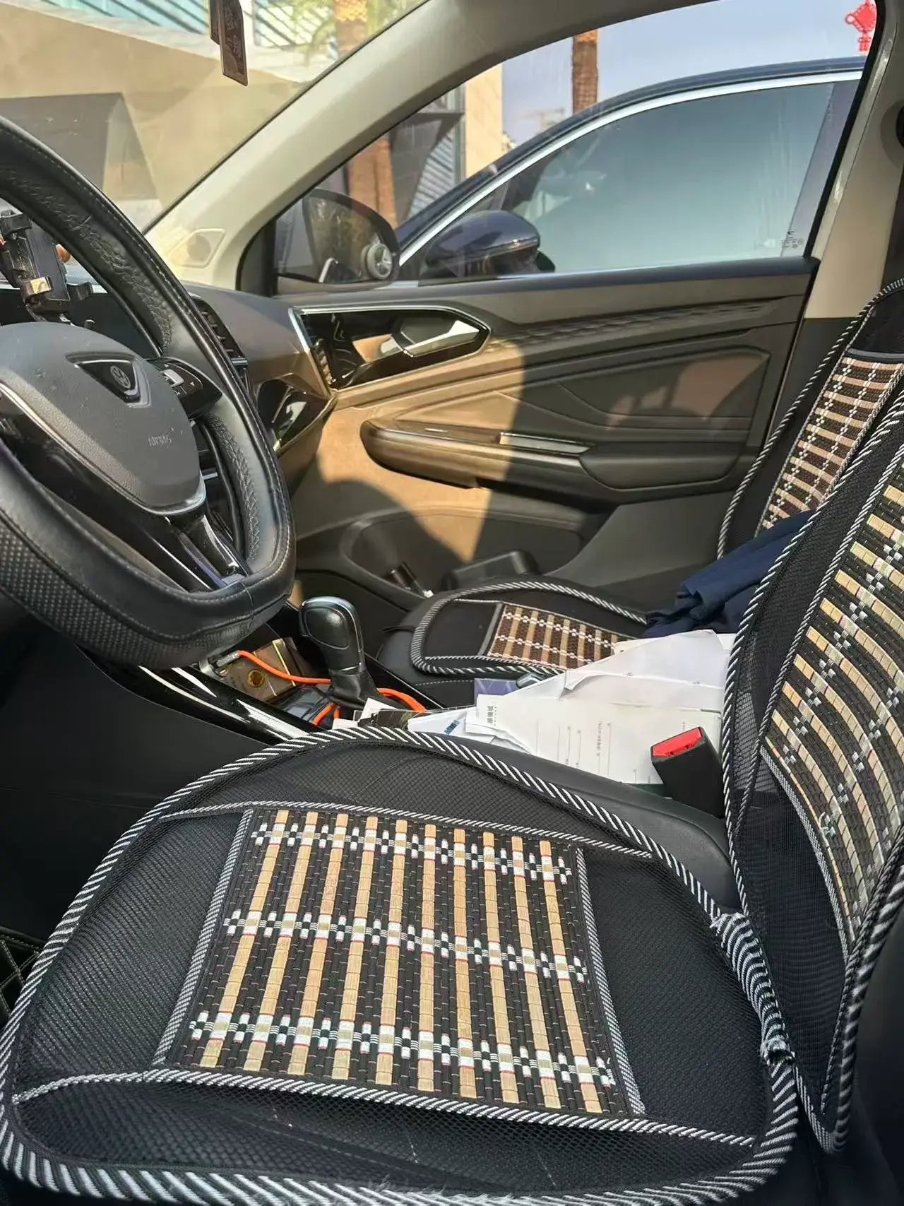 2021 JETTA VS5 thumbnail 3