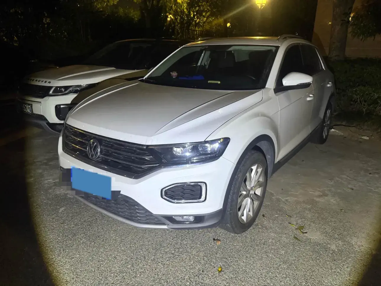 2018 VOLKSWAGEN T-ROC view 1