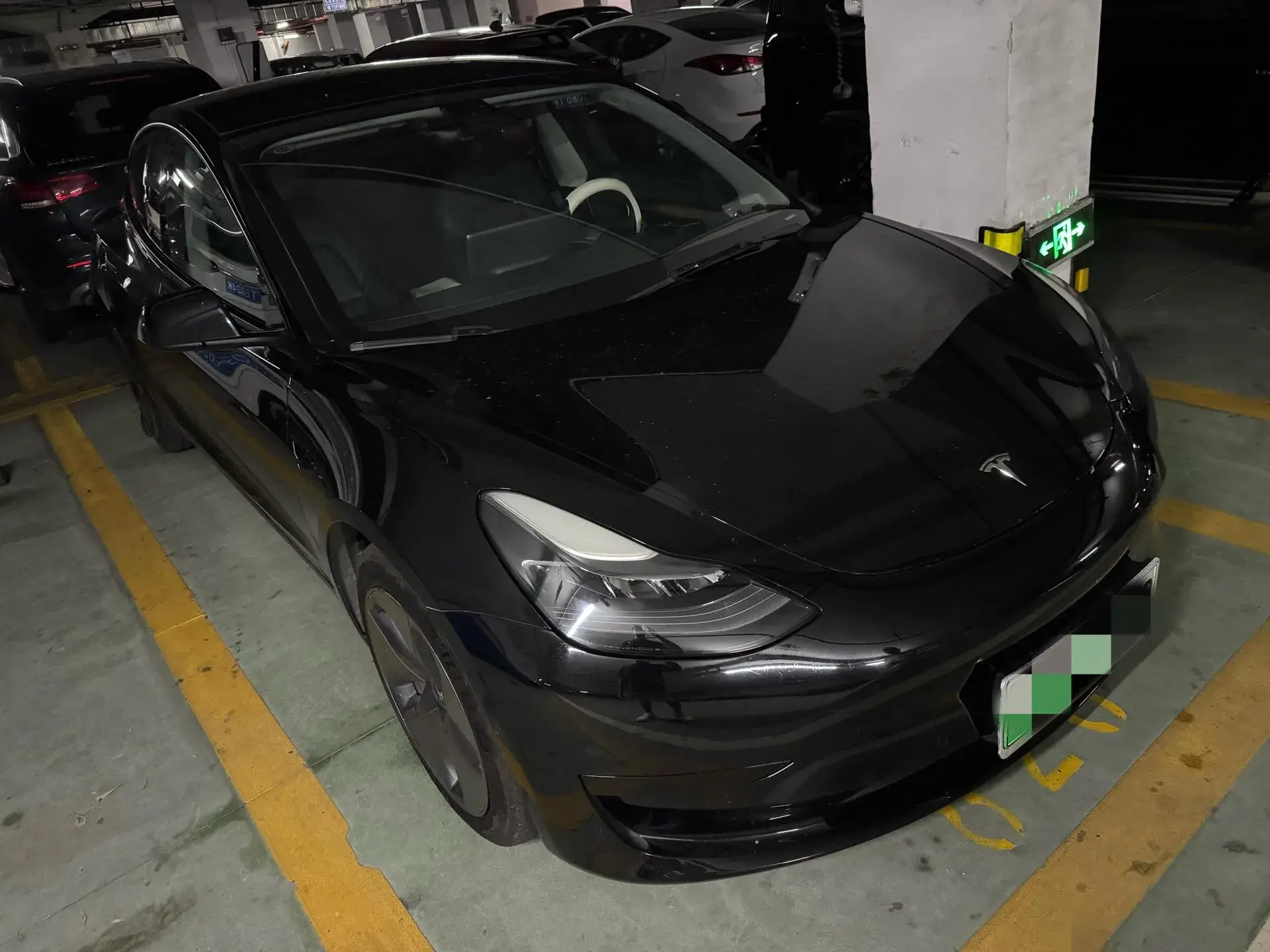 2021 TESLA MODEL thumbnail 3