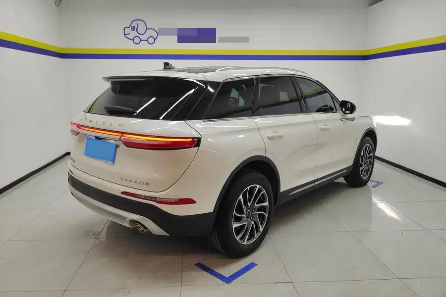 2021 LINCOLN CORSAIR thumbnail 2