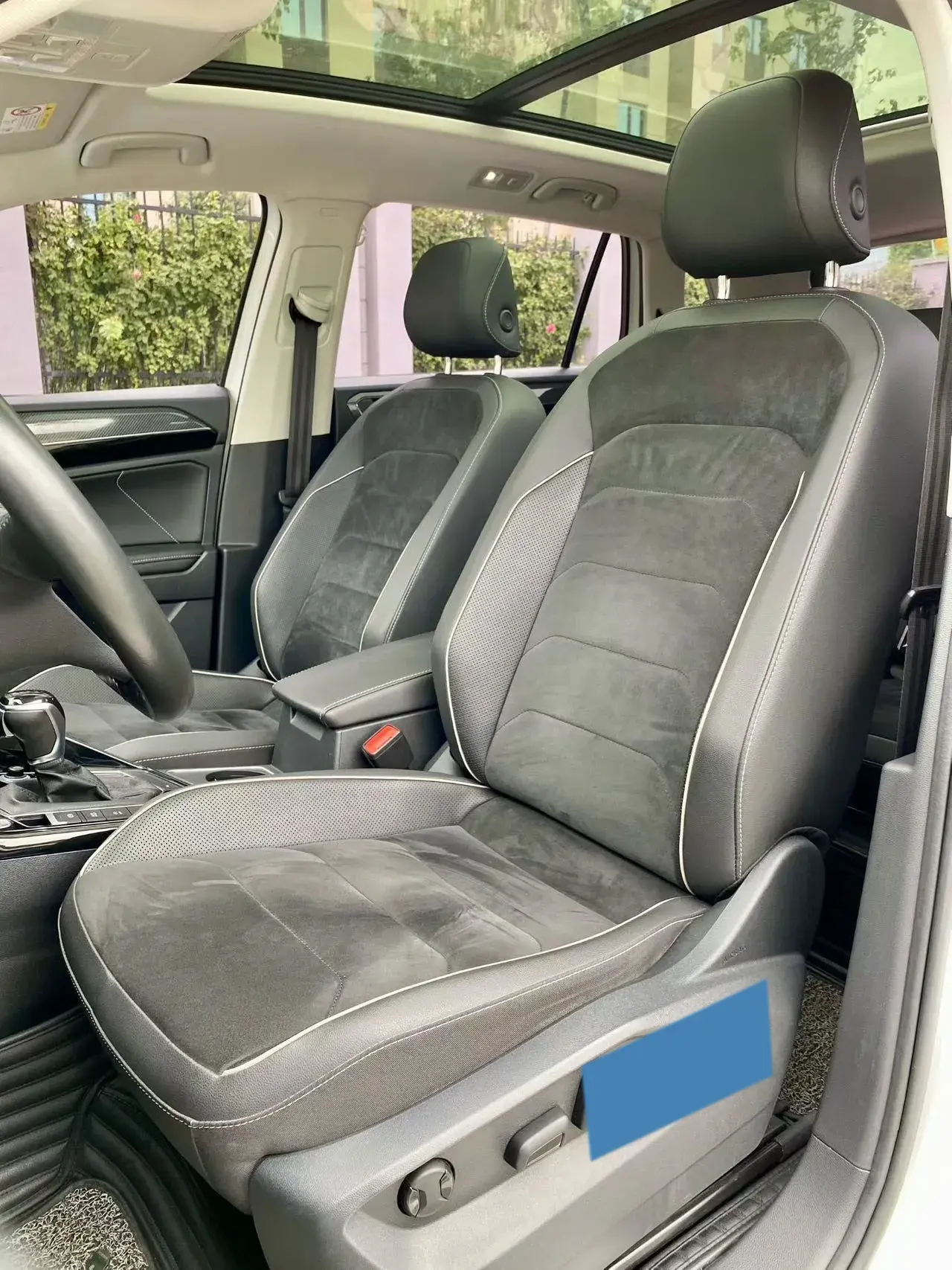 2020 VOLKSWAGEN TAYRON thumbnail 4