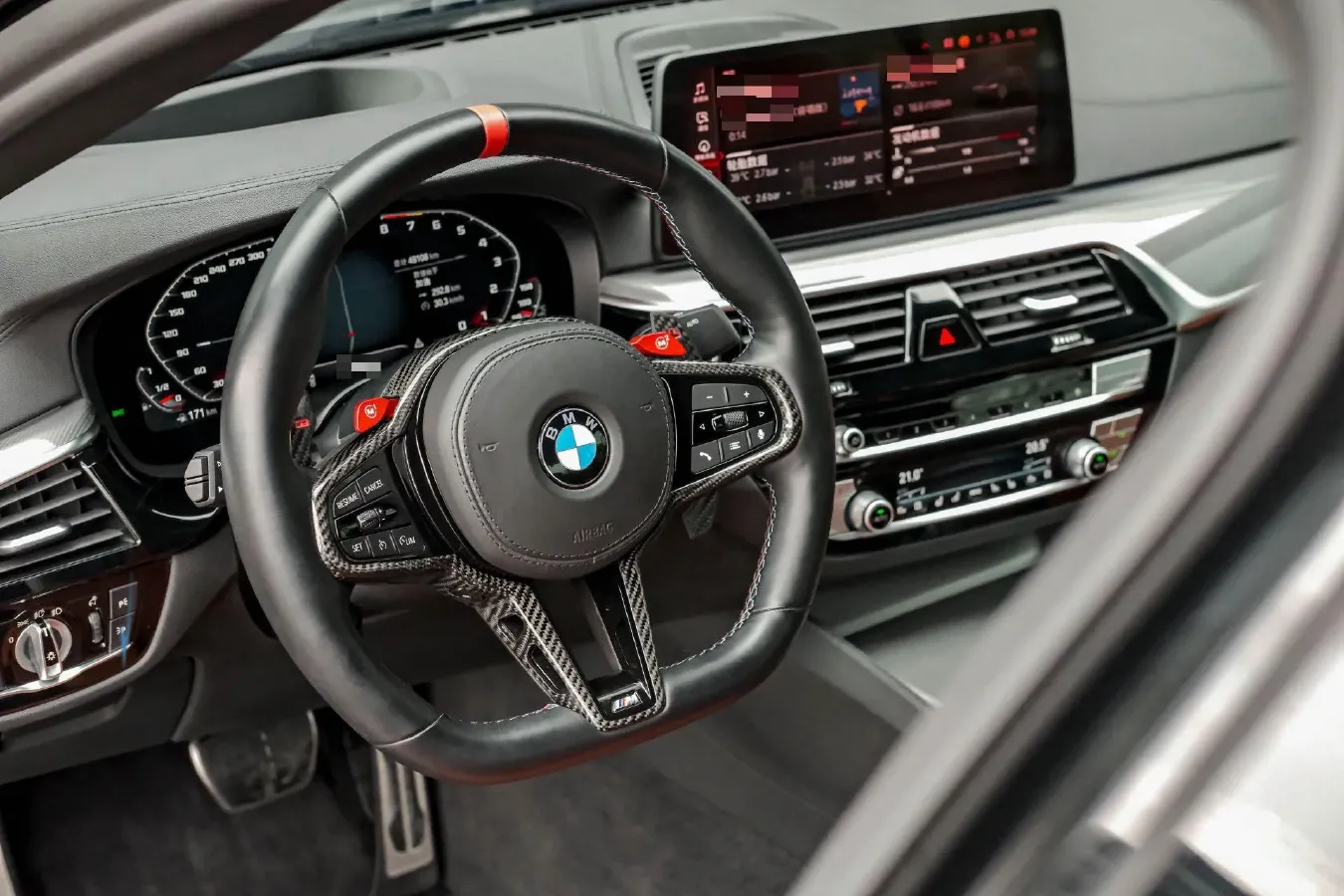 2021 BMW M5 4.4T 600HP V8 8AT,autocango,china used car exporter,china ev exporter,chinese used car exporter,chinese used ev exporter