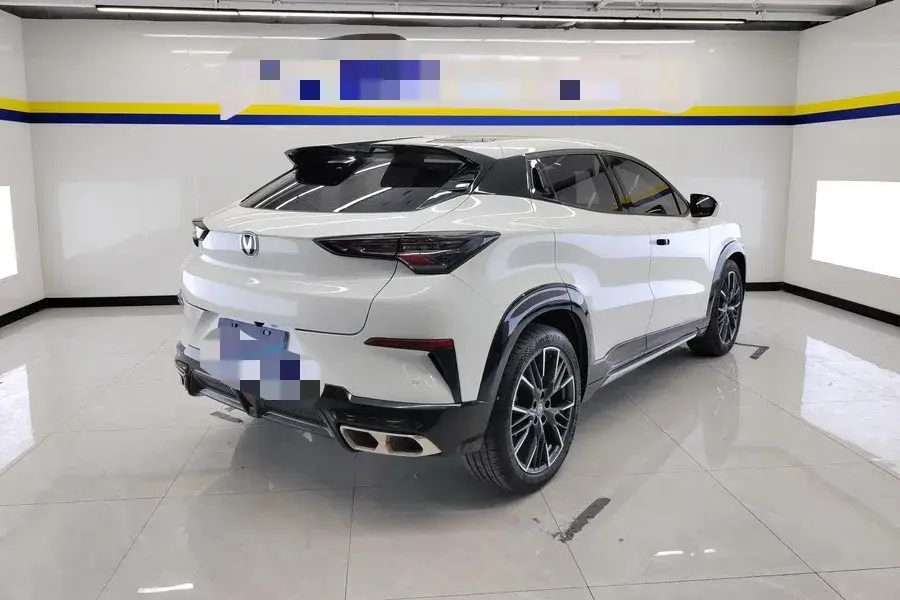 2023 CHANGAN UNI-T thumbnail 2