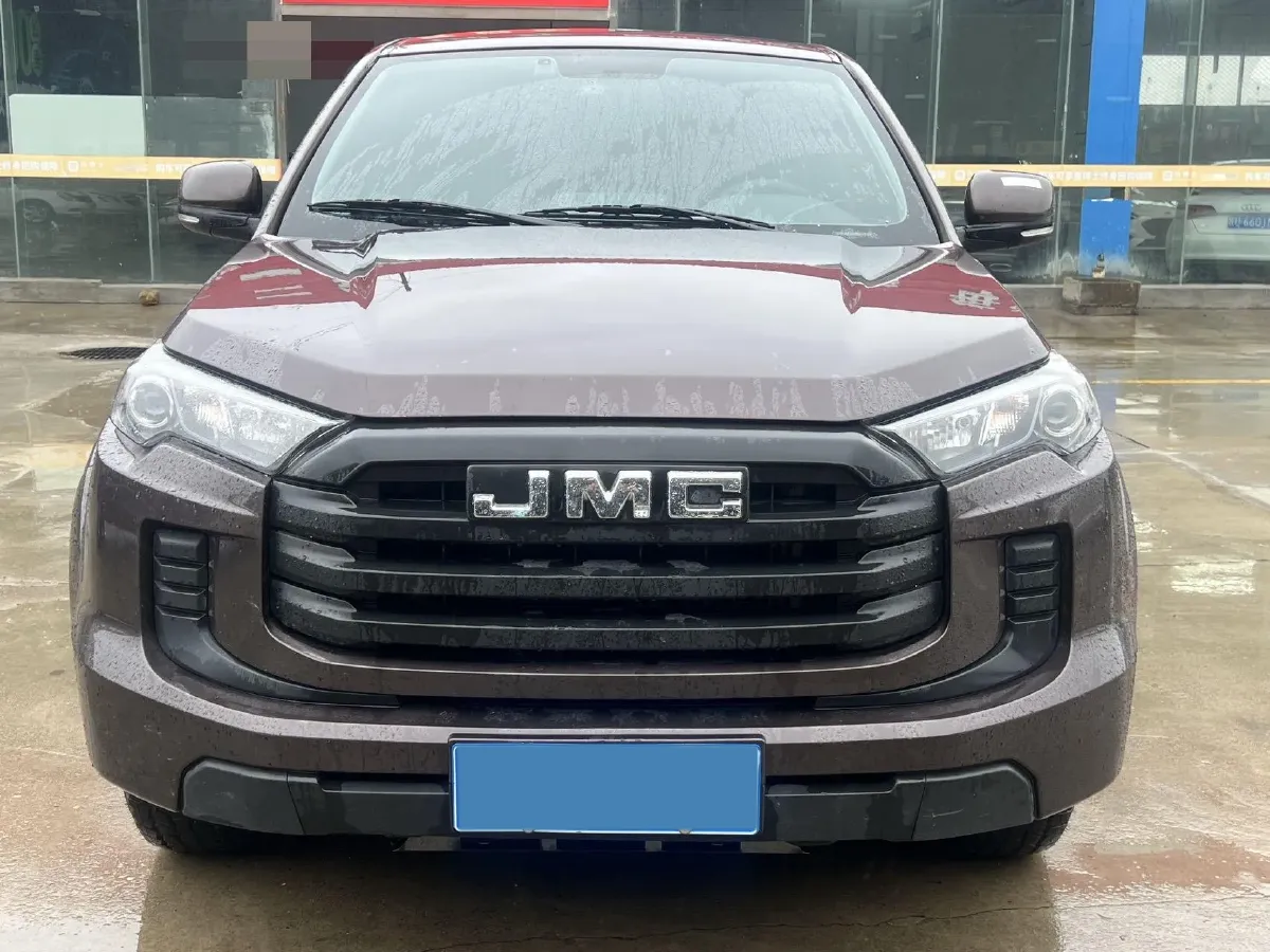 2022 JMC BaoDian 2.5T 140HP L4 5MT,autocango,china used car exporter,china ev exporter,chinese used car exporter,chinese used ev exporter