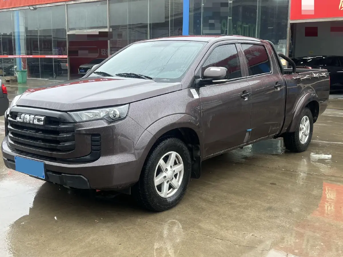 2022 JMC BaoDian 2.5T 140HP L4 5MT
