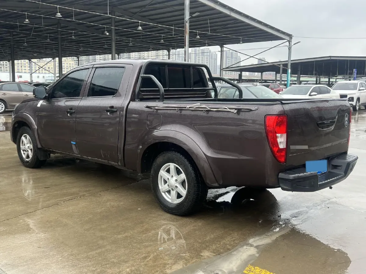 2022 JMC BaoDian 2.5T 140HP L4 5MT,autocango,china used car exporter,china ev exporter,chinese used car exporter,chinese used ev exporter