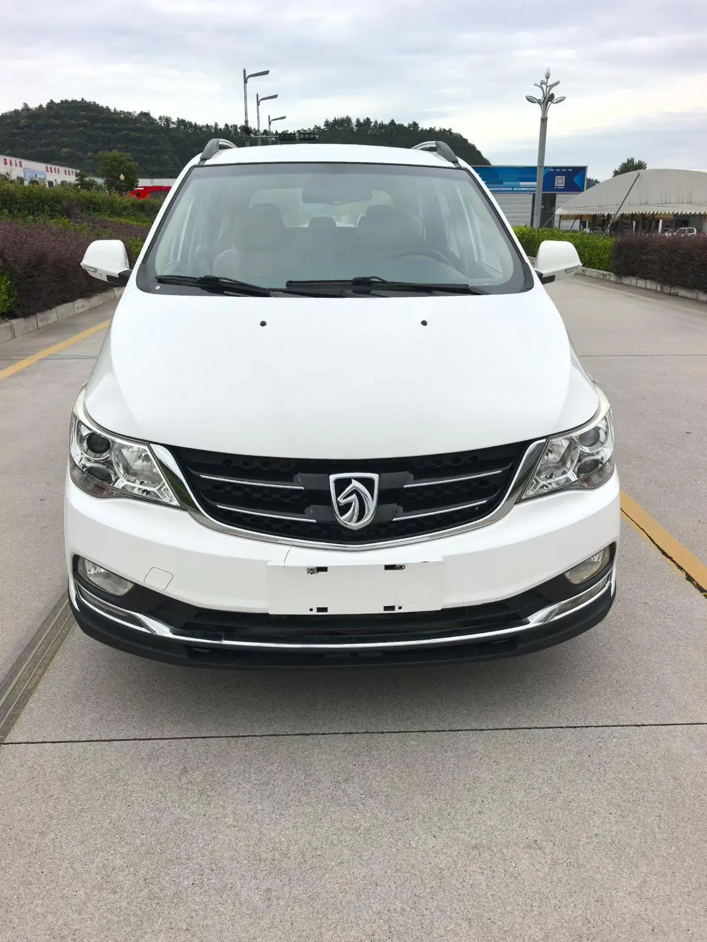 2016 BAOJUN 730 thumbnail 2