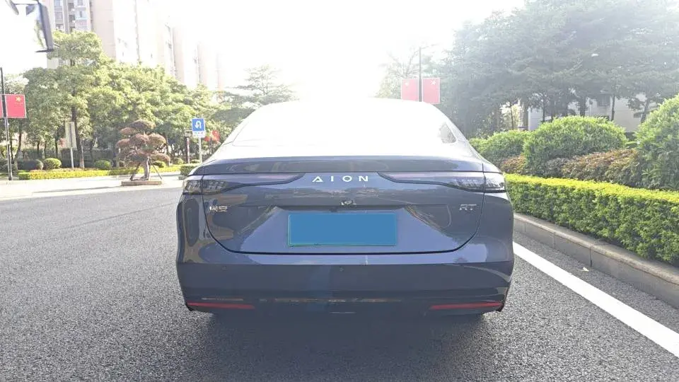 2025 AION AION thumbnail 4