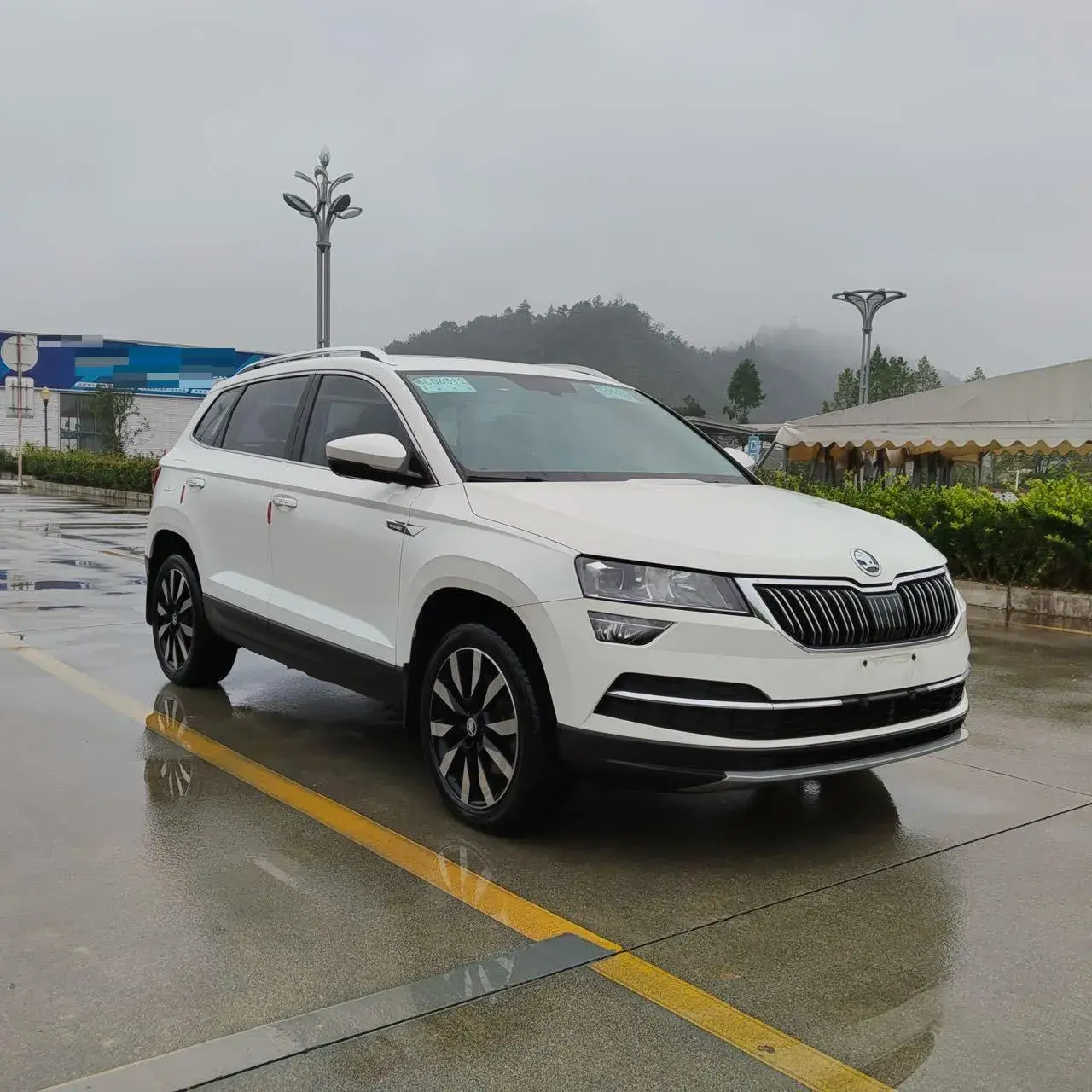 2018 SKODA KAROQ thumbnail 3
