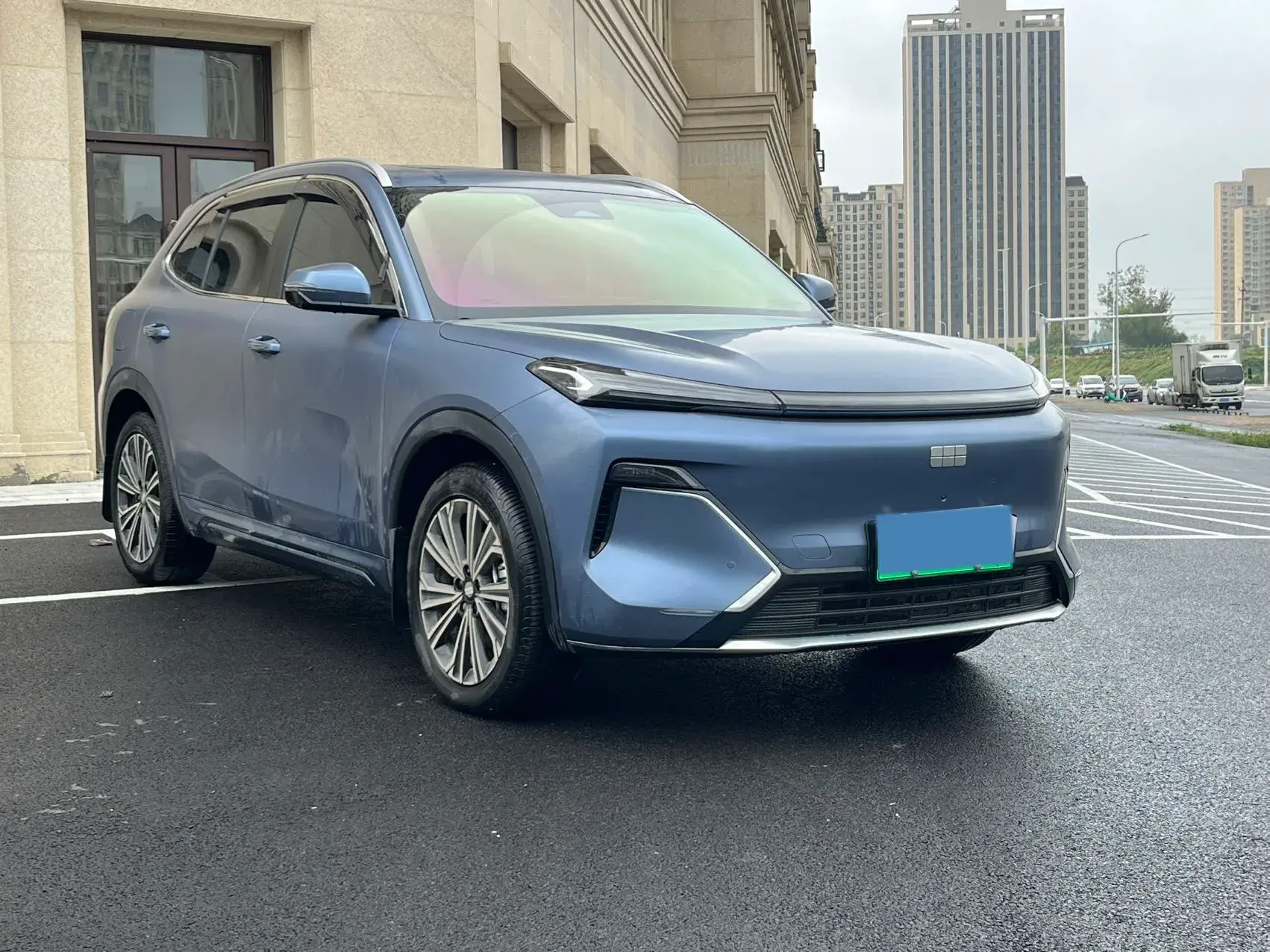 2025 GEELY GALAXY thumbnail 3