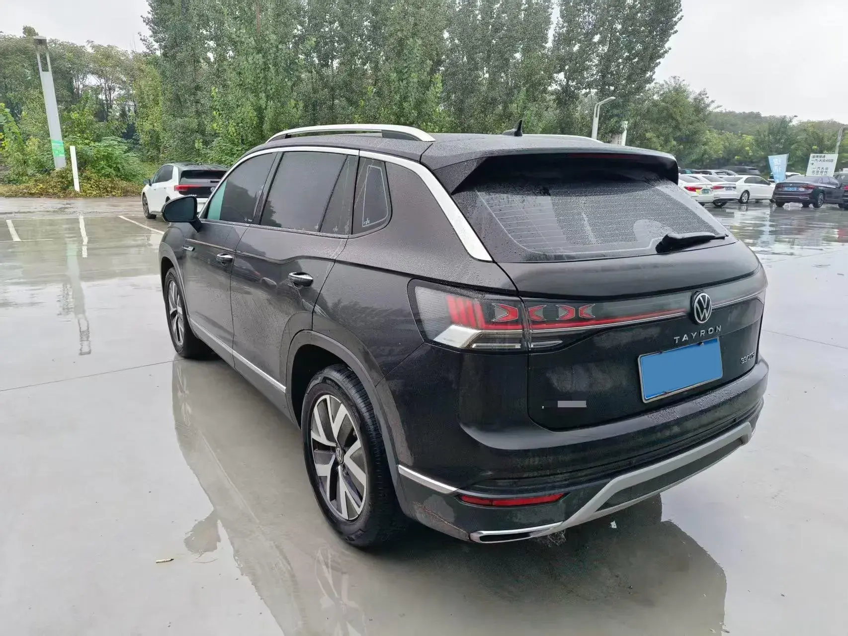 2023 VOLKSWAGEN TAYRON thumbnail 2