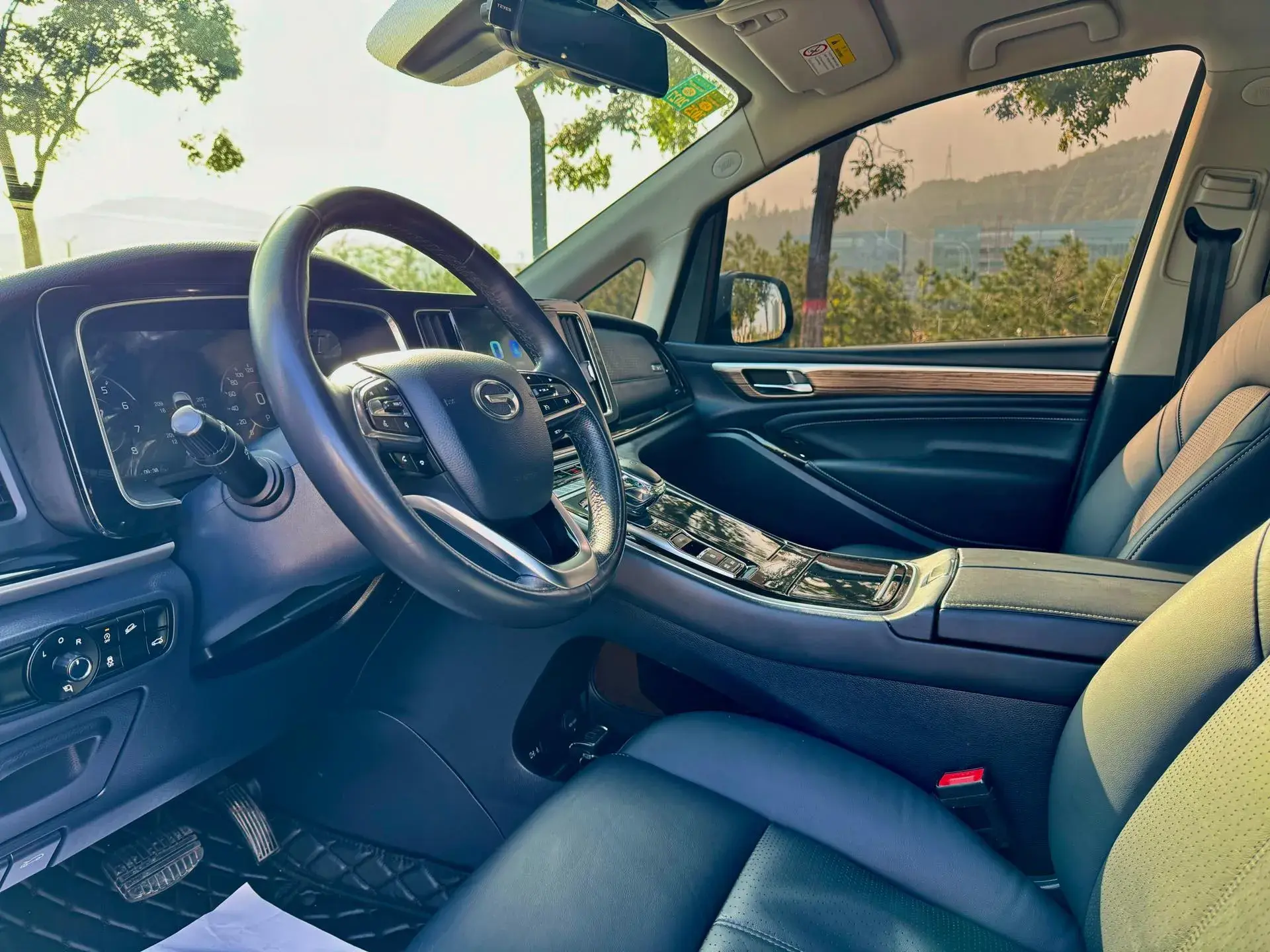 2021 GAC TRUMPCHI thumbnail 4