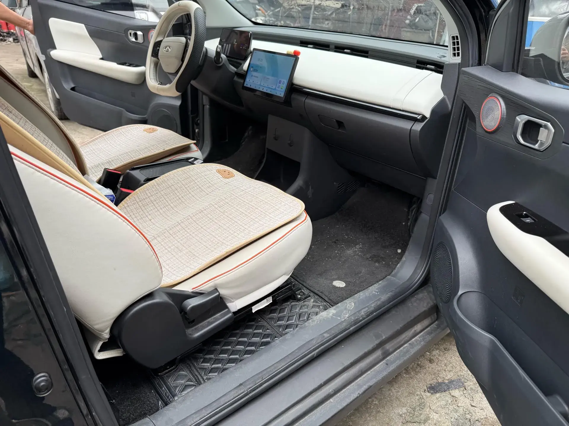 2024 CHERY LITTLE thumbnail 3