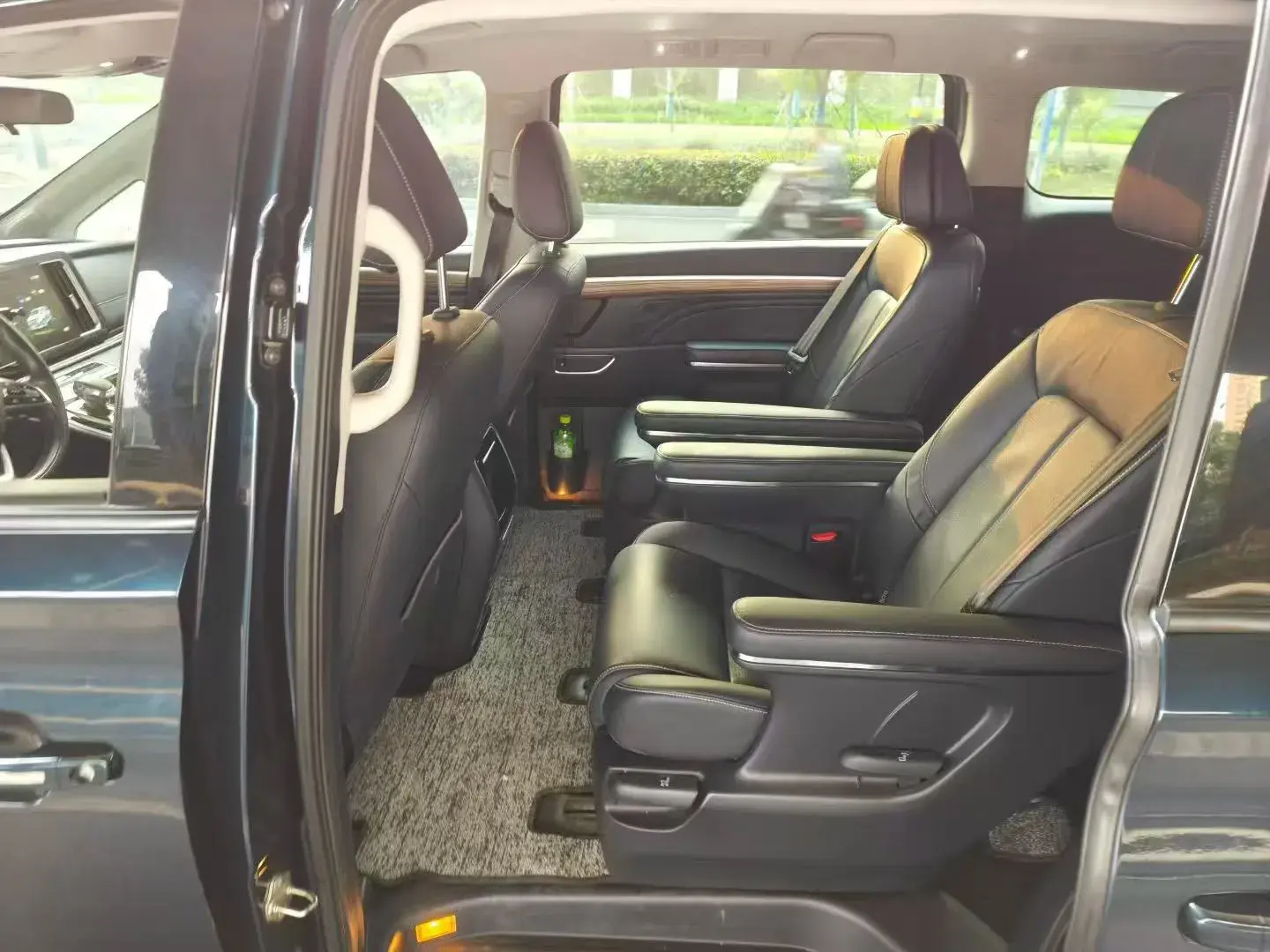 2021 GAC TRUMPCHI thumbnail 3