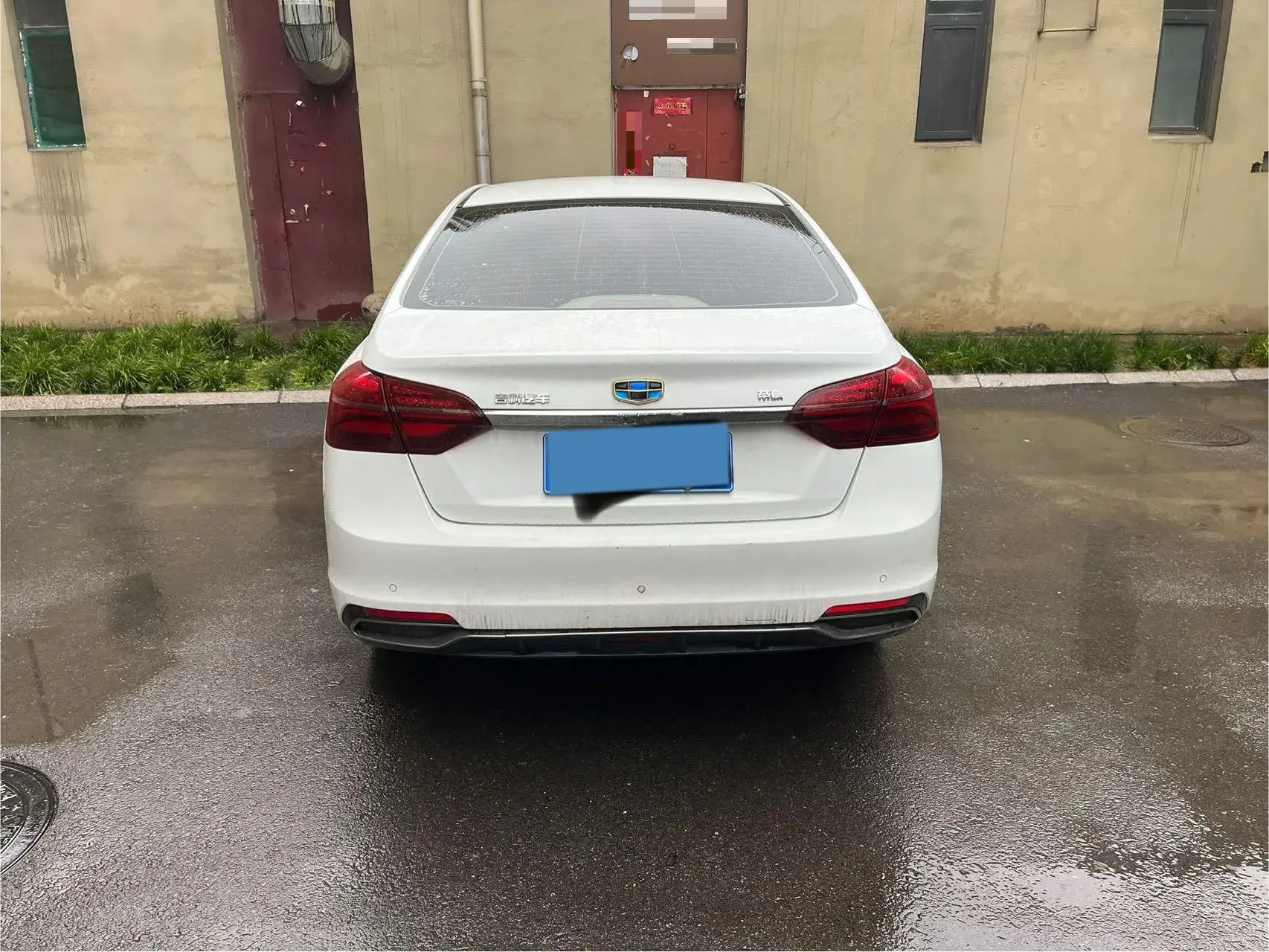 2018 GEELY EMGRAND thumbnail 4