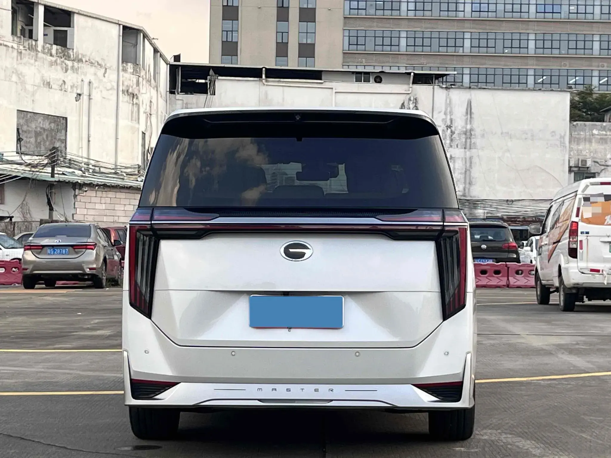 2023 GAC TRUMPCHI thumbnail 3