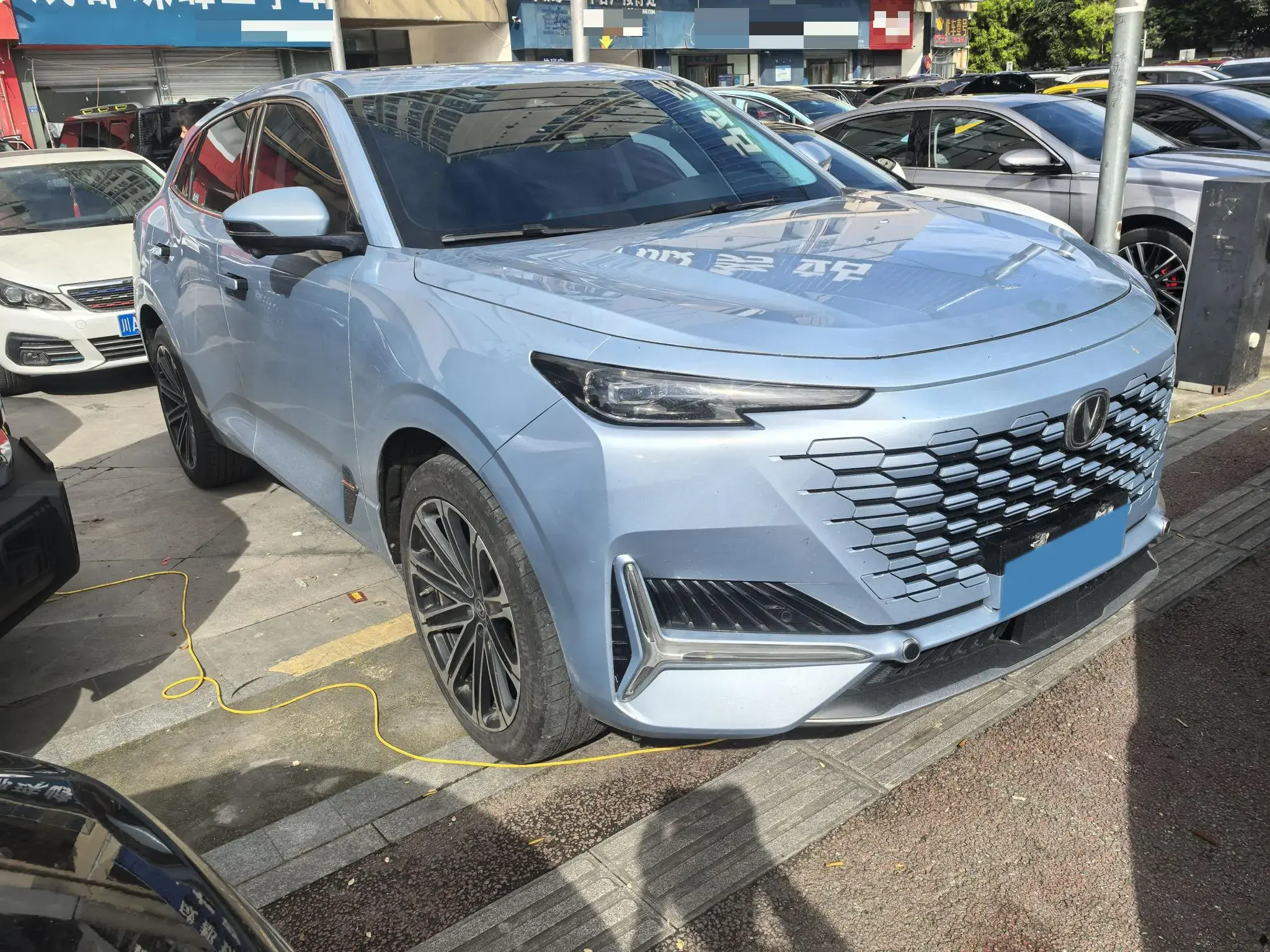 2022 CHANGAN UNI-K thumbnail 2