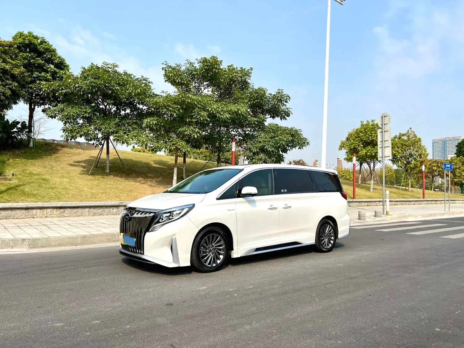 2021 GAC TRUMPCHI thumbnail 2