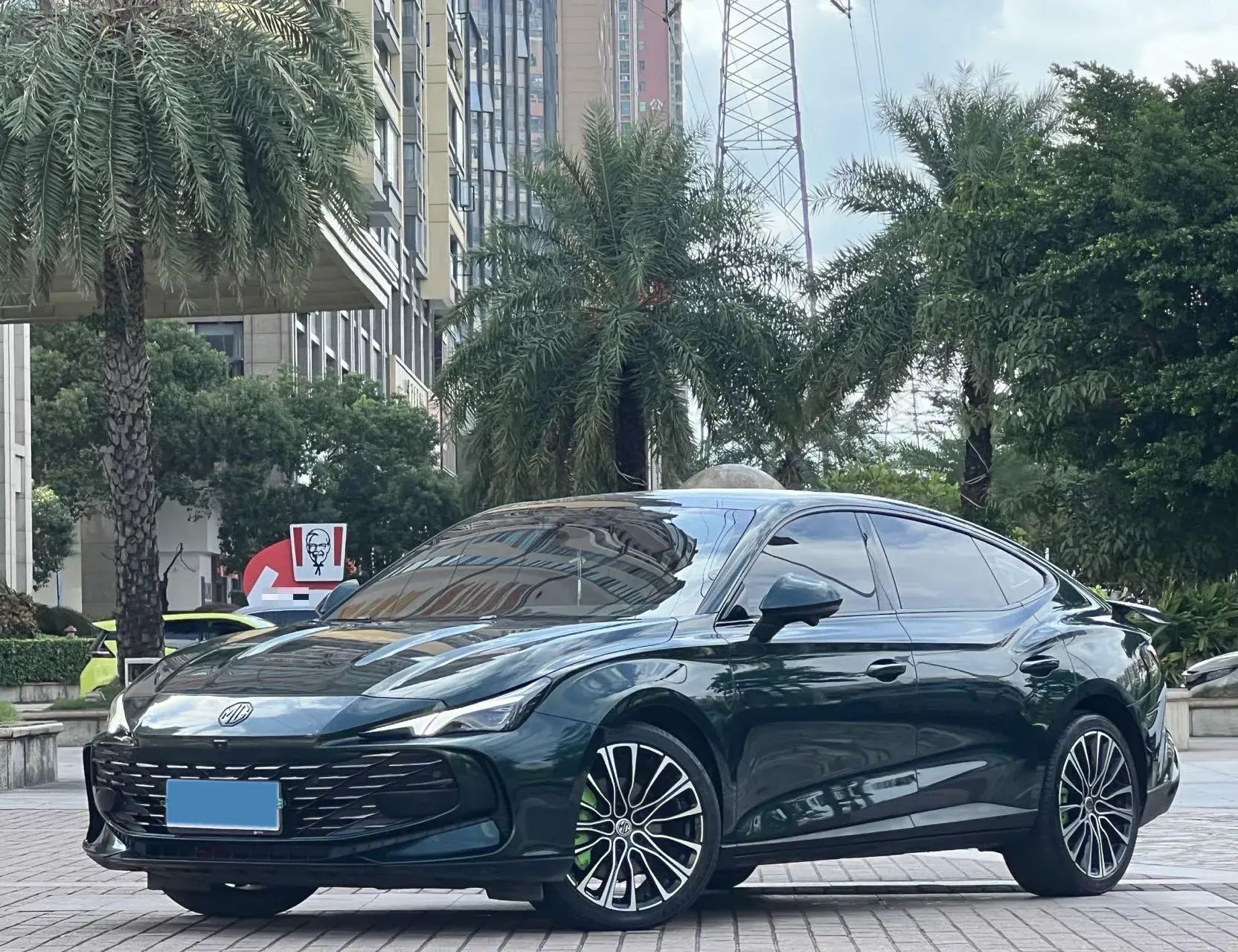 2023 MG 7 view 1