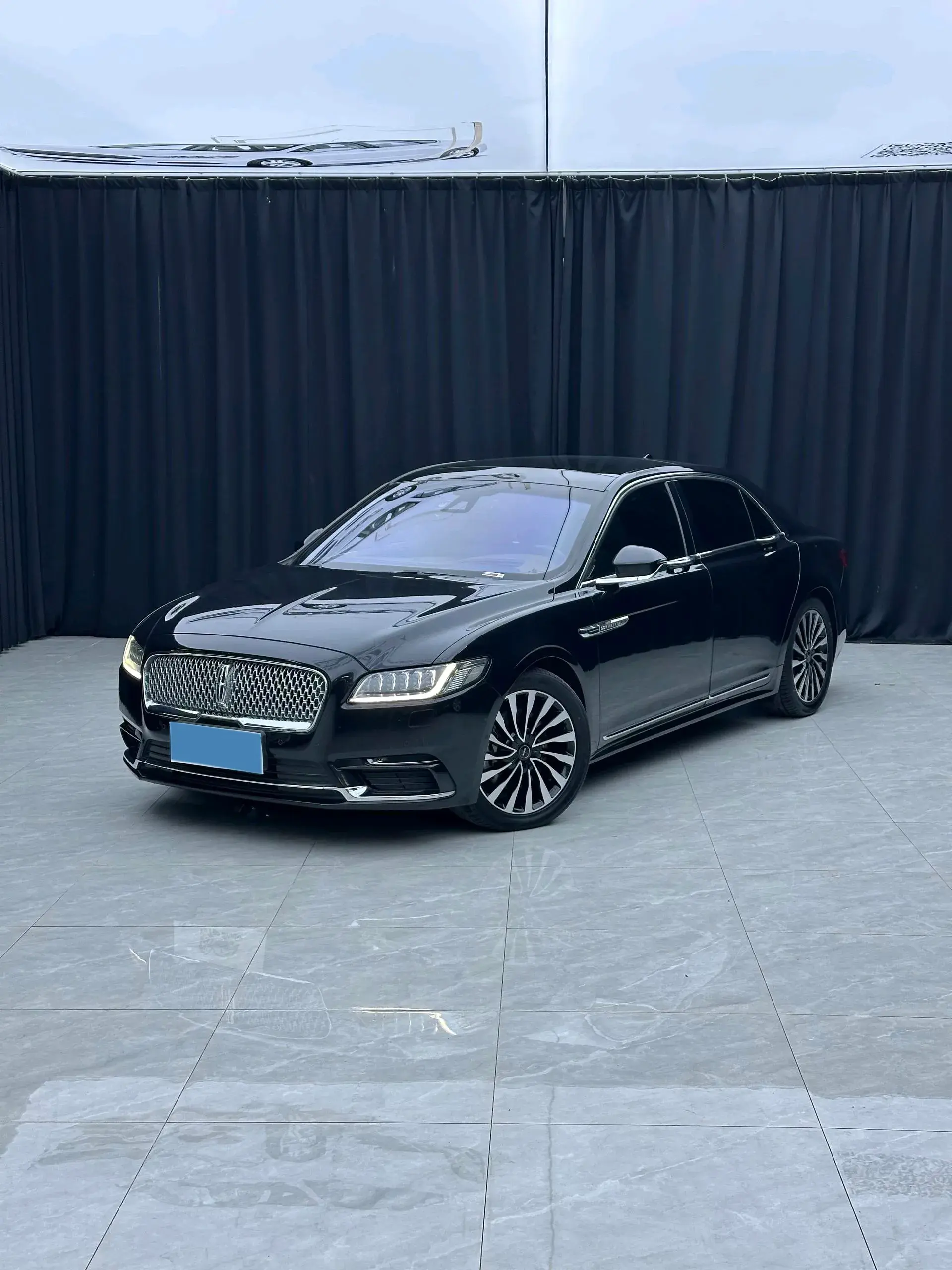 2019 LINCOLN CONTINENTAL view 1