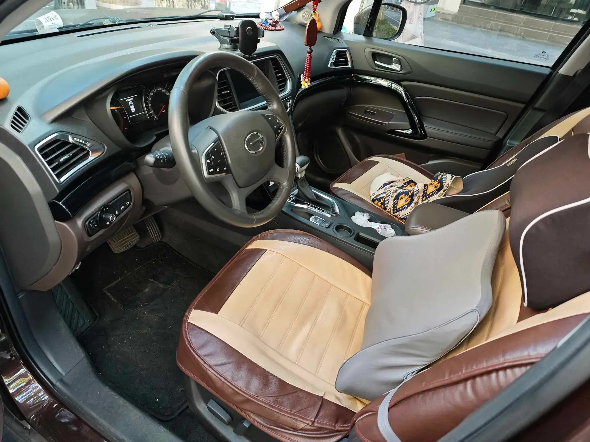 2017 GAC TRUMPCHI thumbnail 3