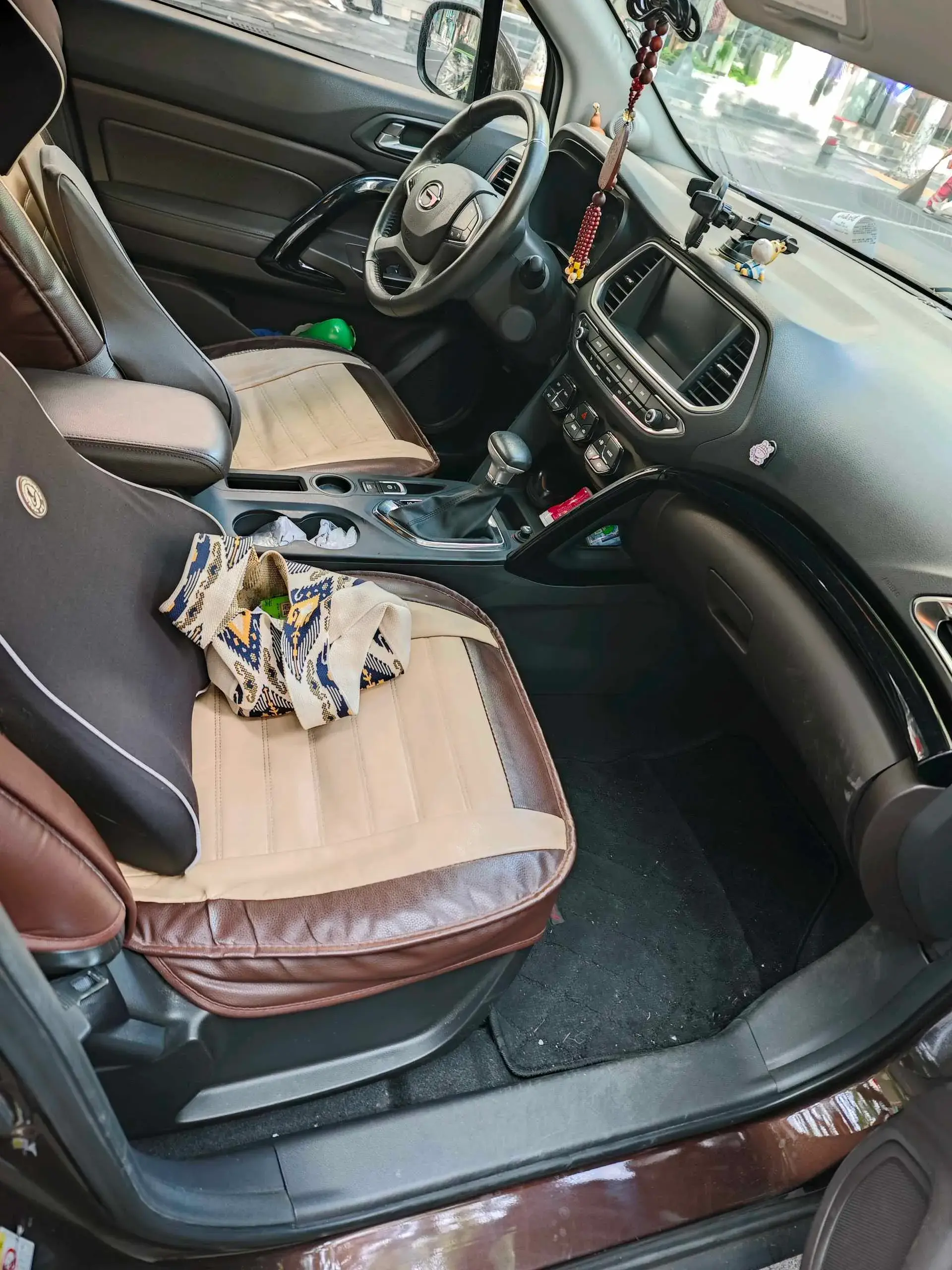 2017 GAC TRUMPCHI thumbnail 4