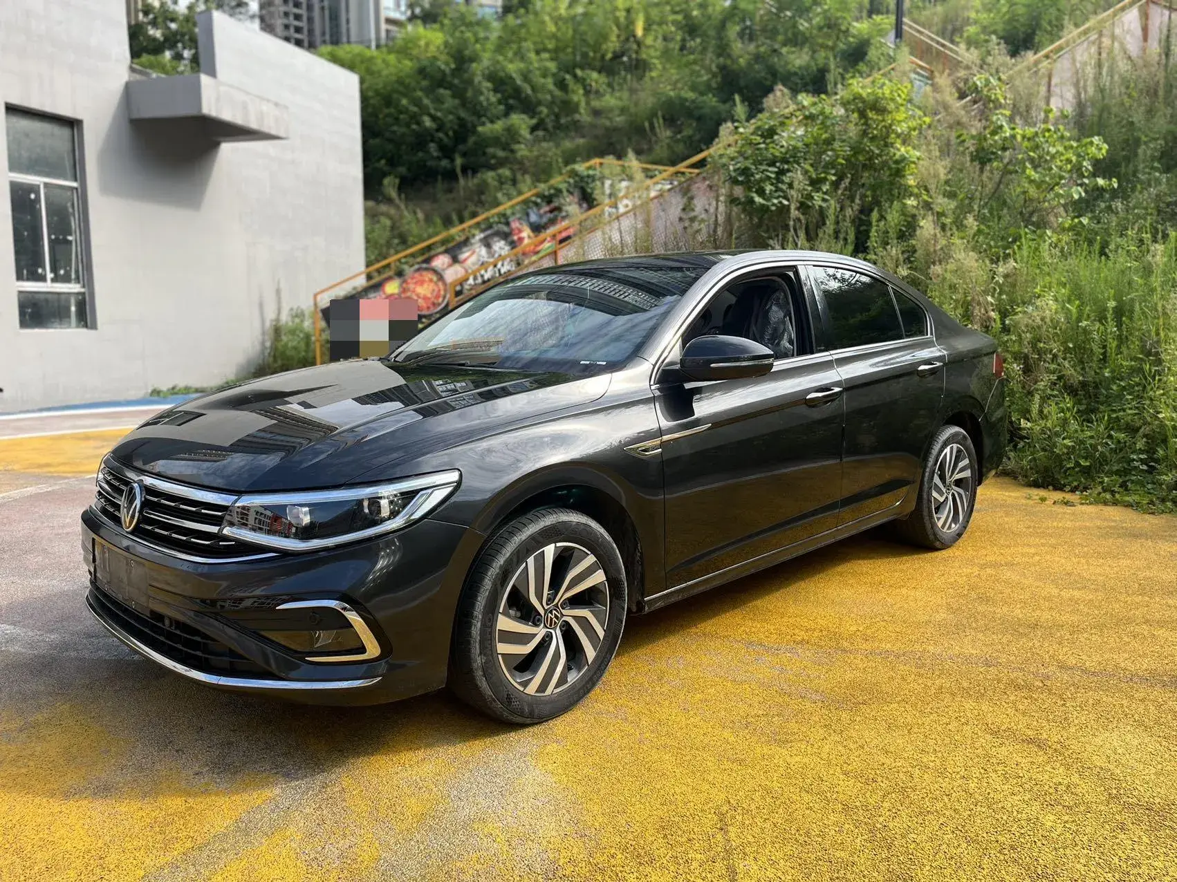 2023 VOLKSWAGEN BORA view 1