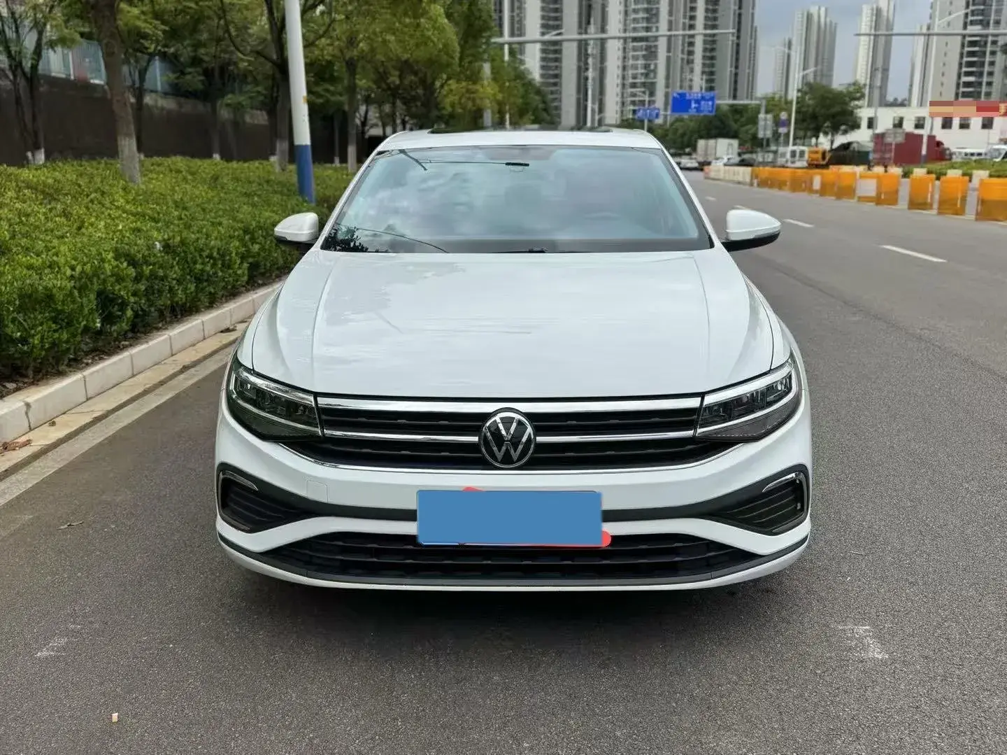 2023 VOLKSWAGEN BORA thumbnail 3