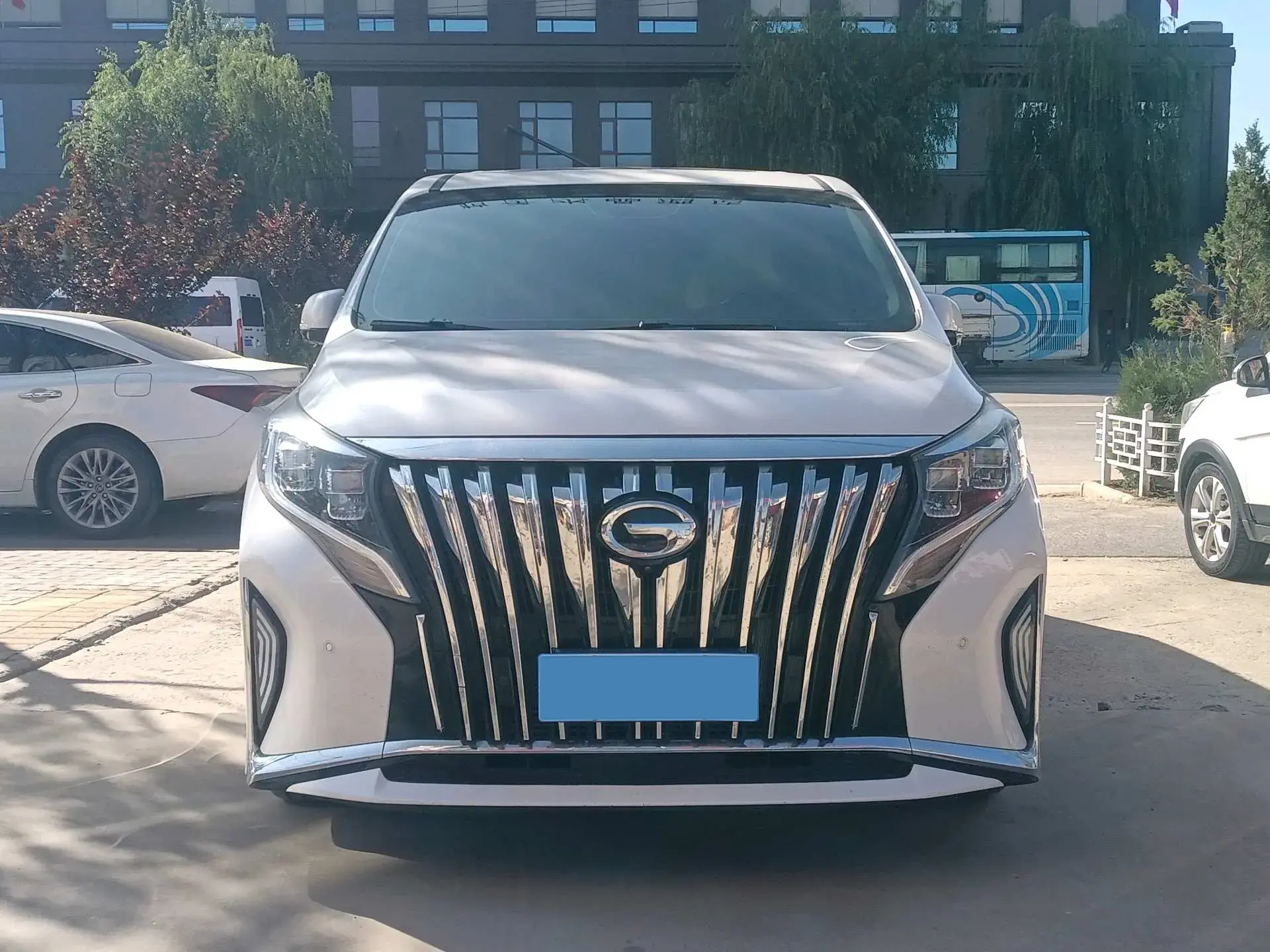 2023 GAC TRUMPCHI thumbnail 3