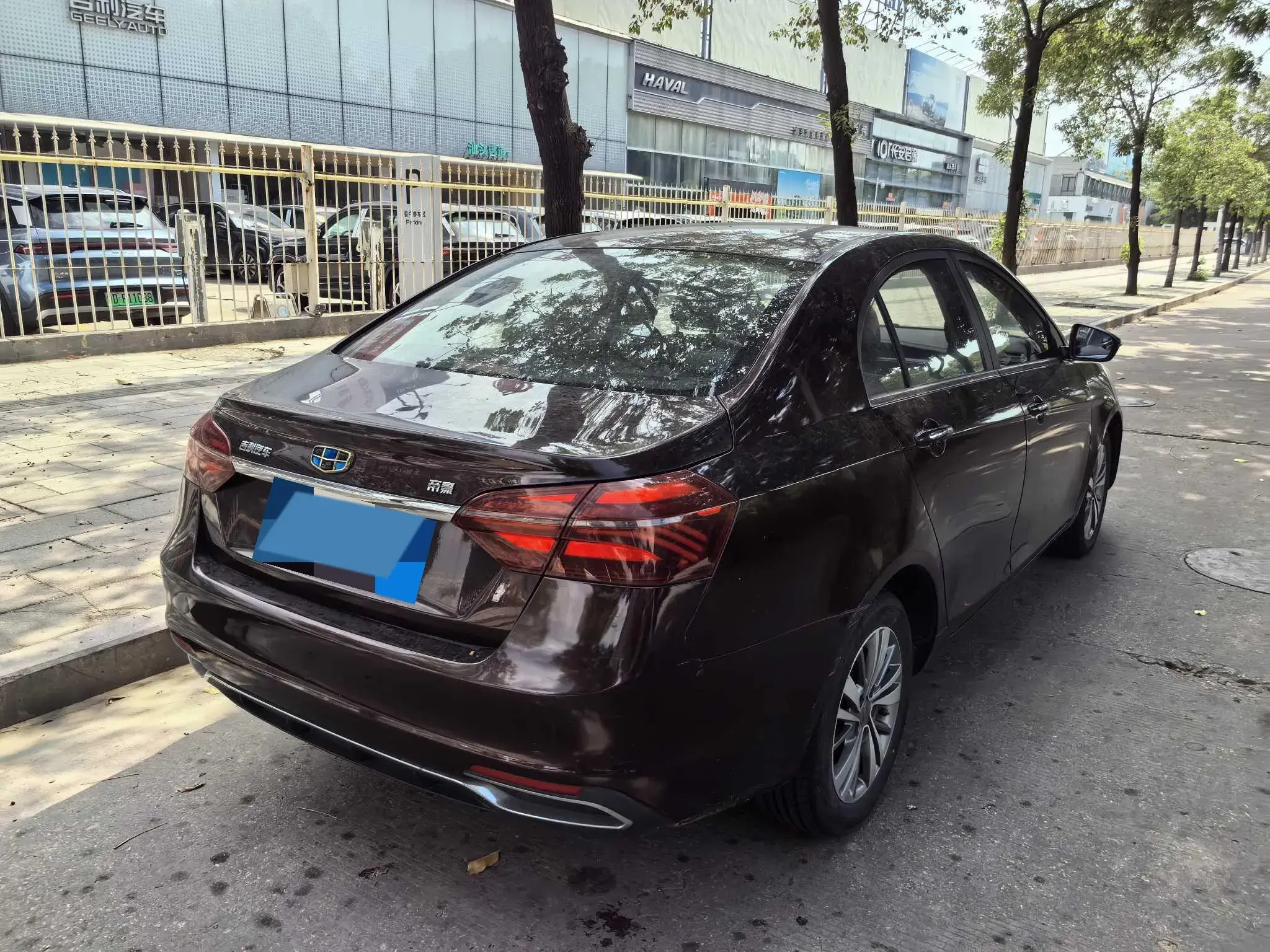 2018 GEELY EMGRAND thumbnail 3