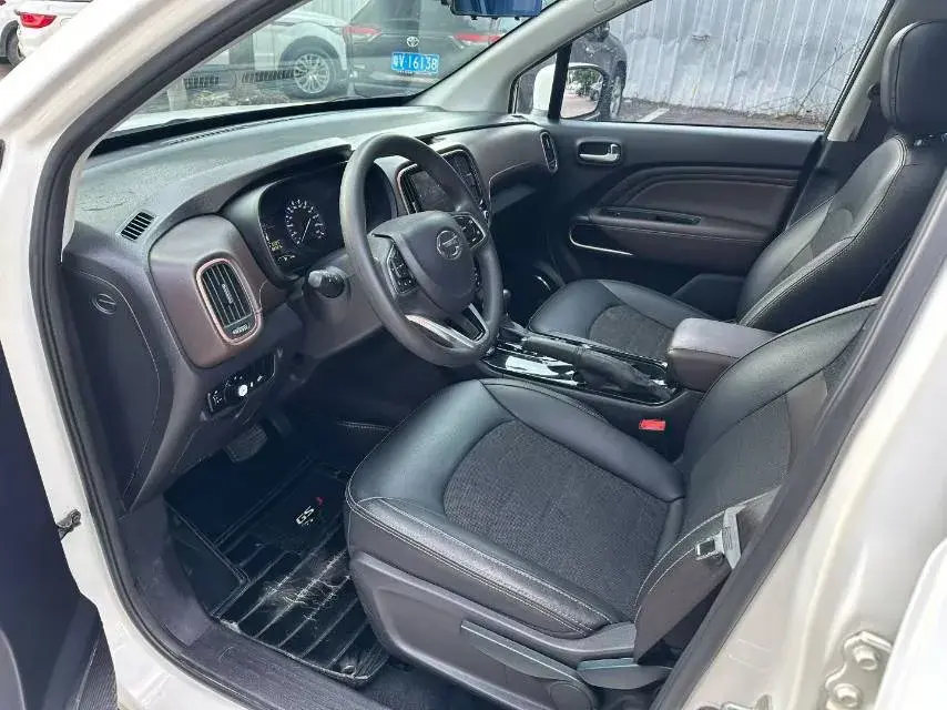 2019 GAC TRUMPCHI thumbnail 3