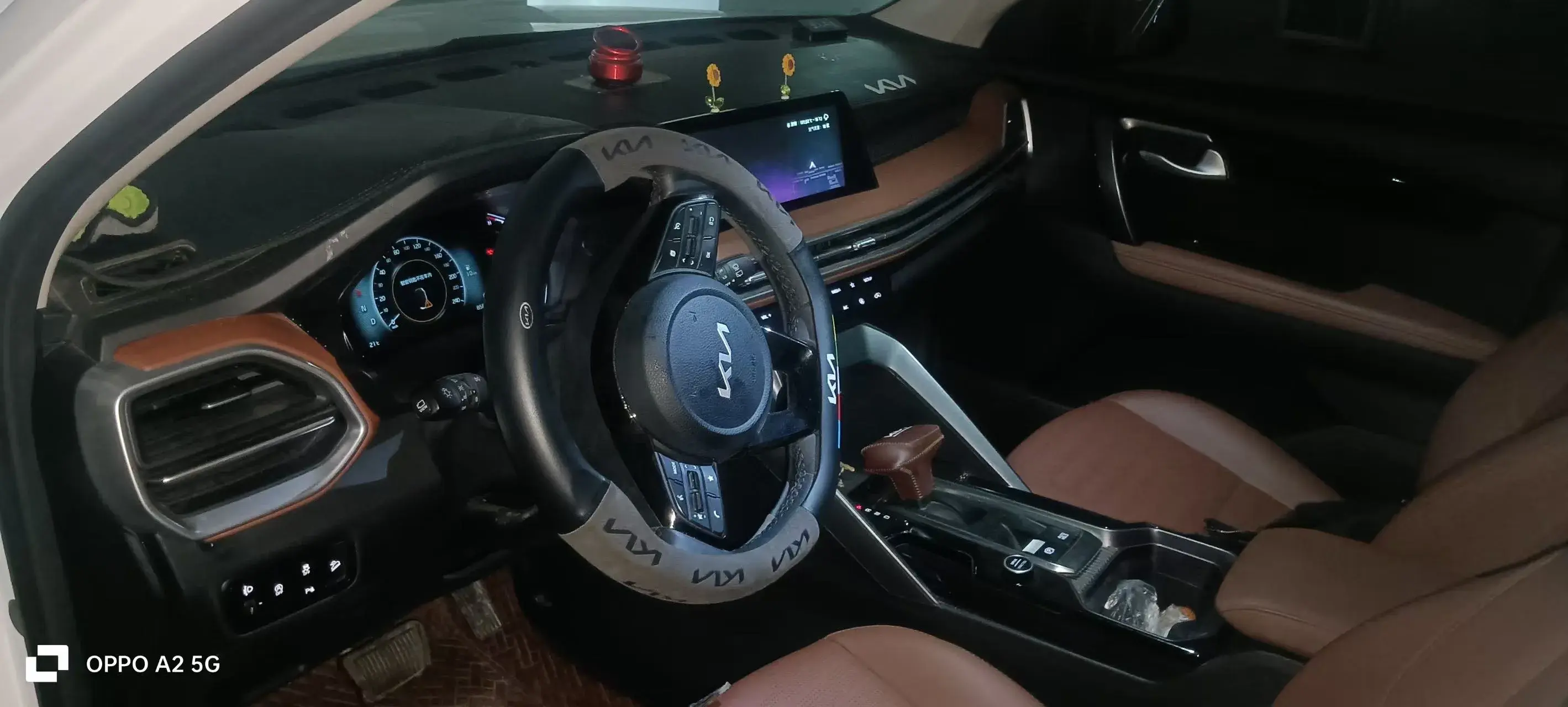 2021 KIA SPORTAGE thumbnail 3