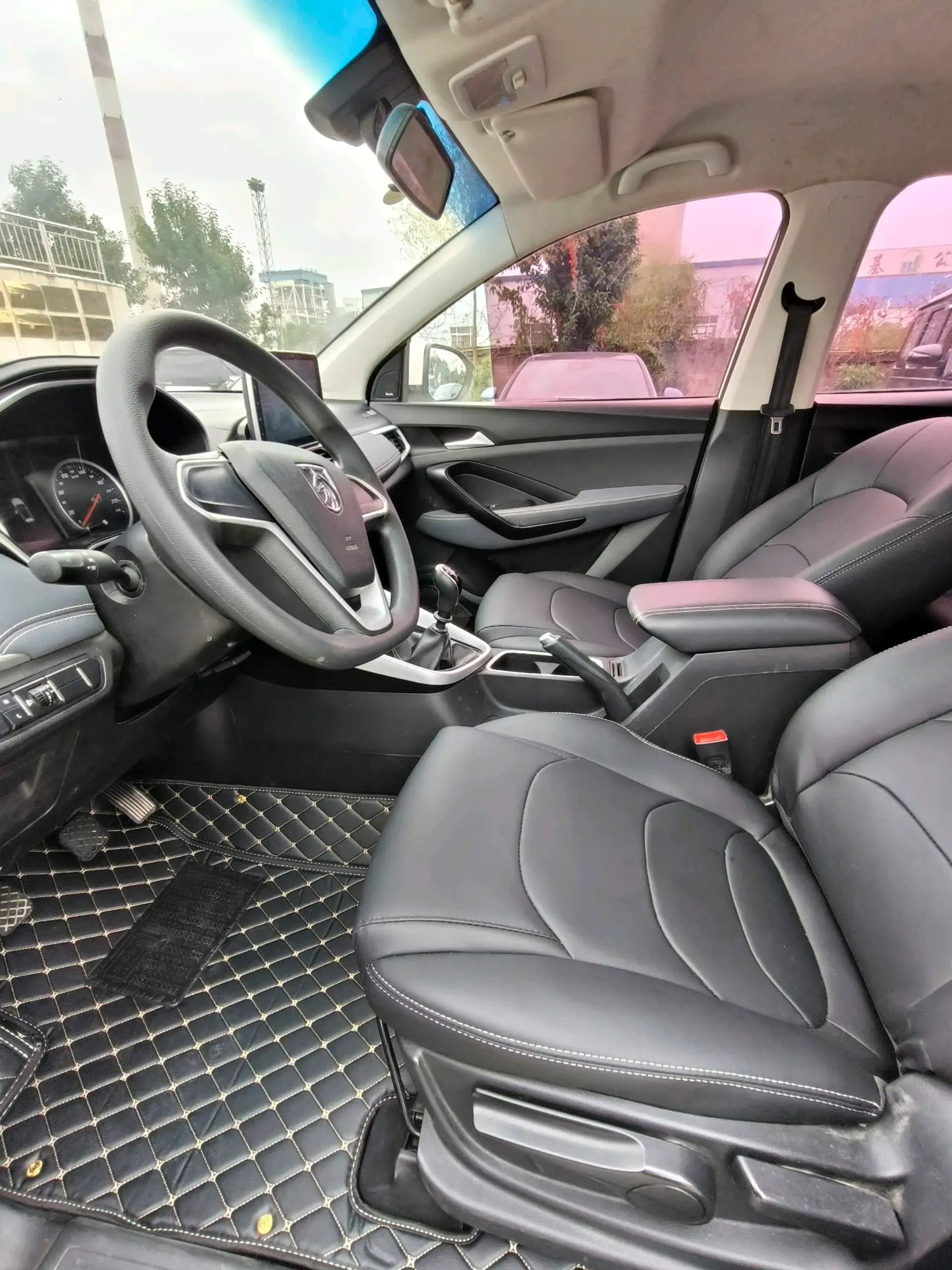 2018 BAOJUN 530 thumbnail 4