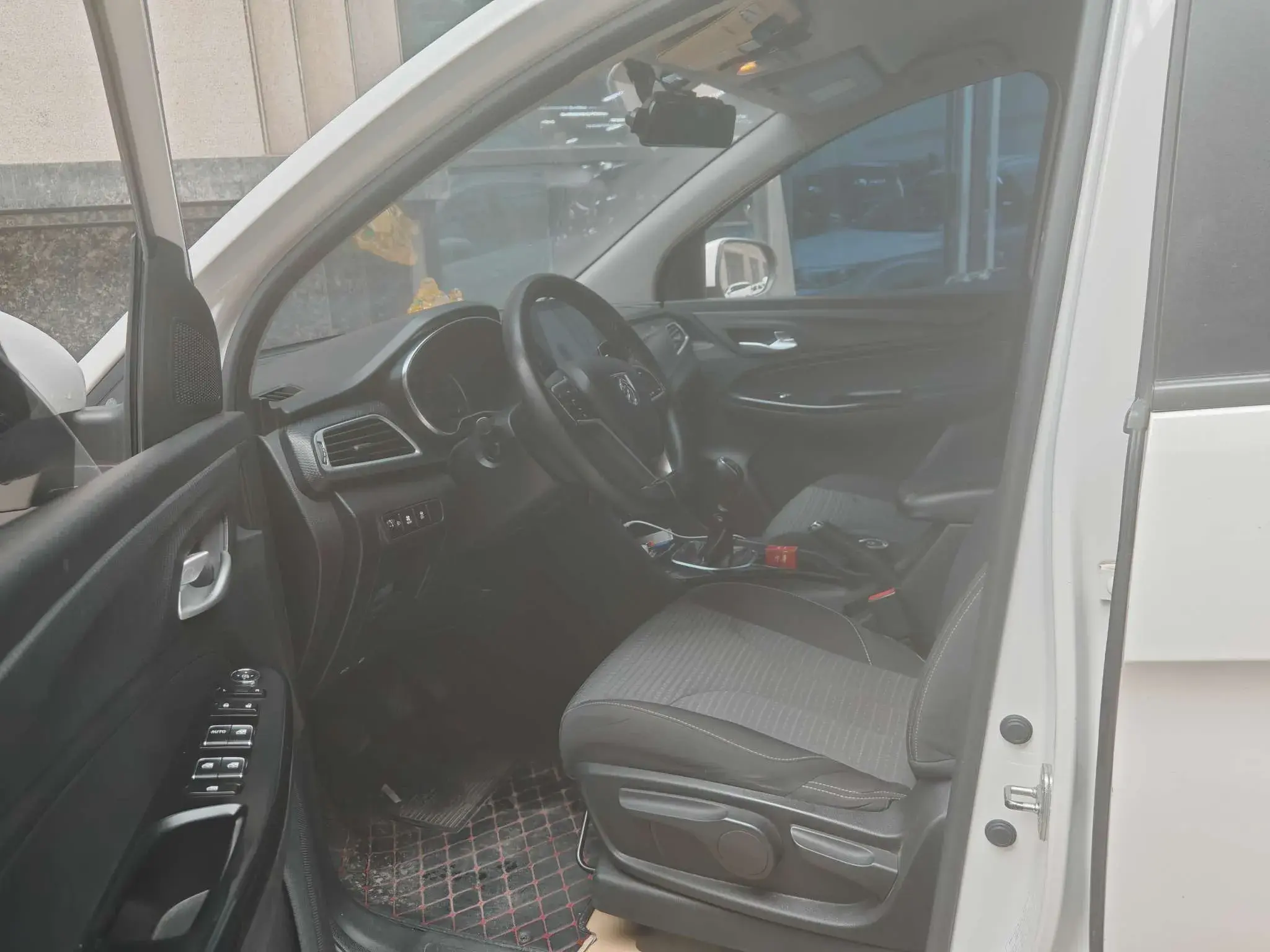 2019 BAOJUN 730 thumbnail 2