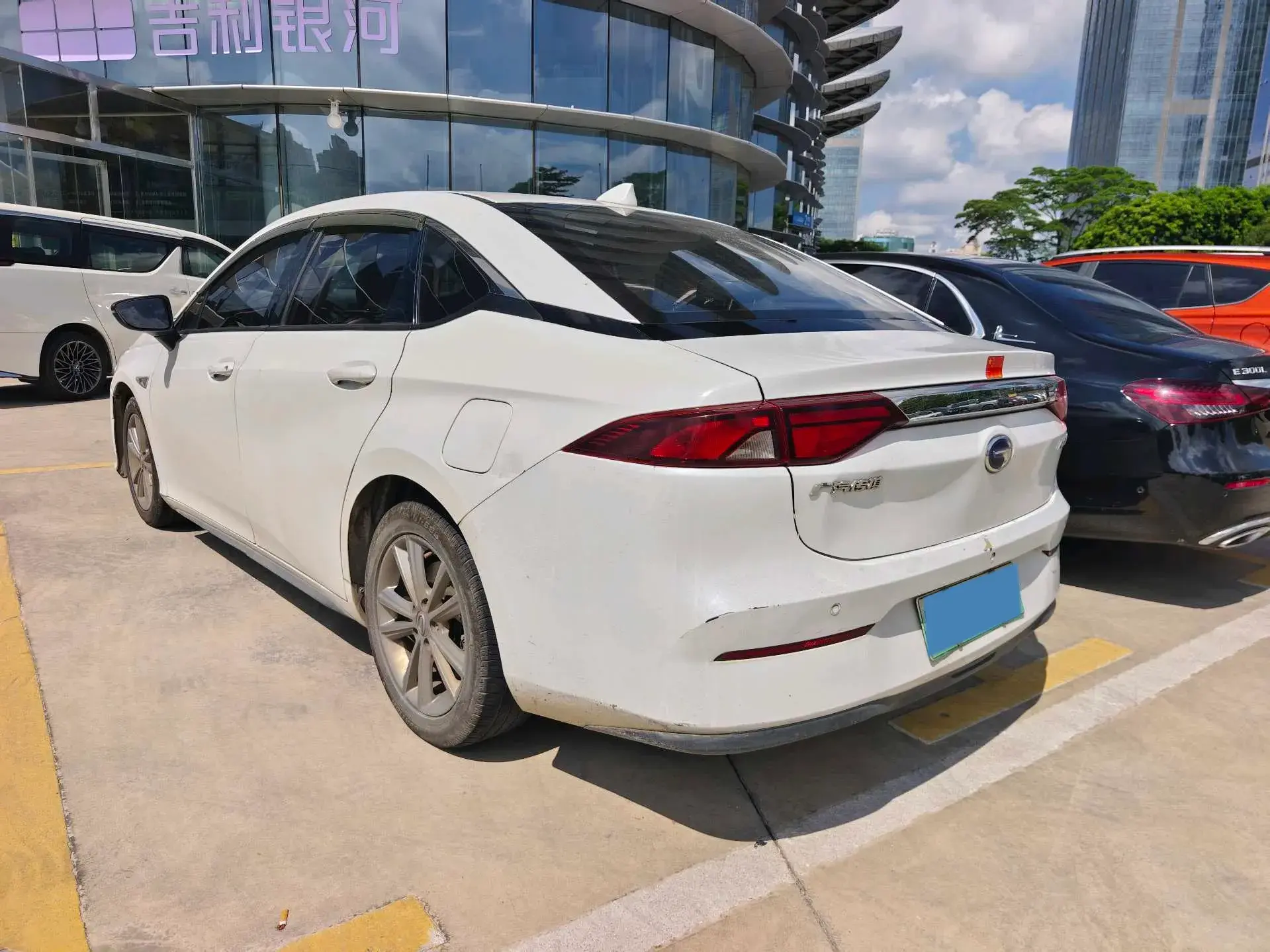 2019 AION S thumbnail 3