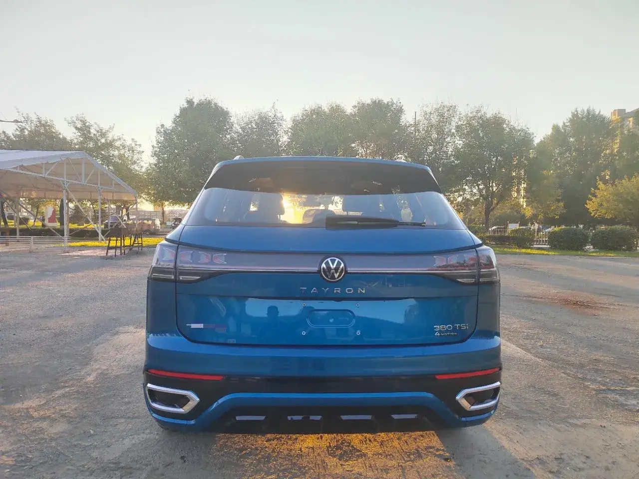 2023 VOLKSWAGEN TAYRON thumbnail 2