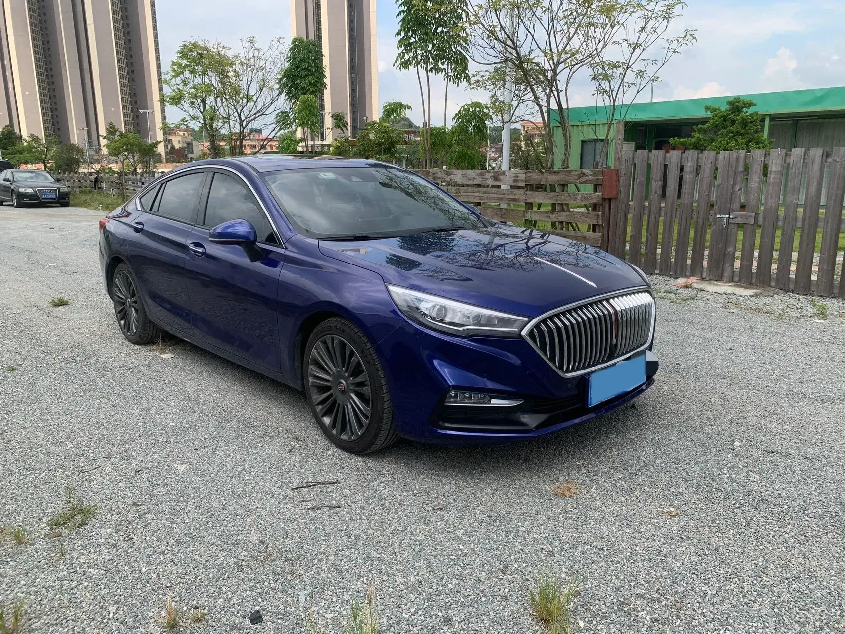 2020 HONGQI H5 thumbnail 3