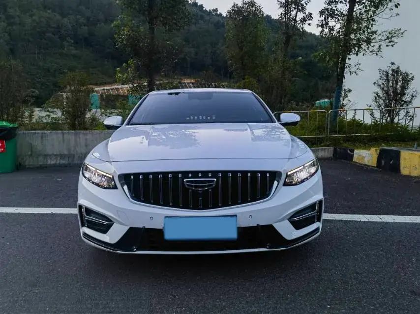 2023 GEELY PREFACE thumbnail 3