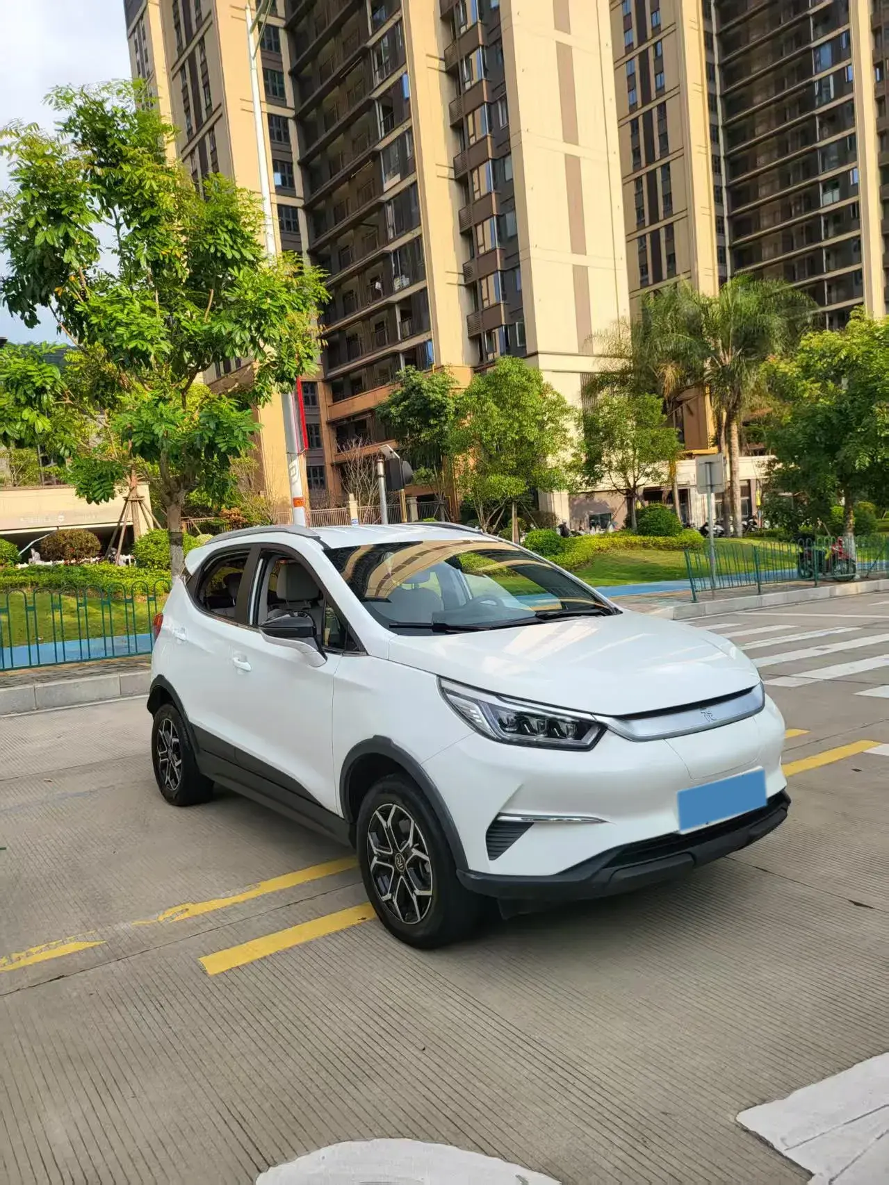 2021 BYD YUAN thumbnail 3