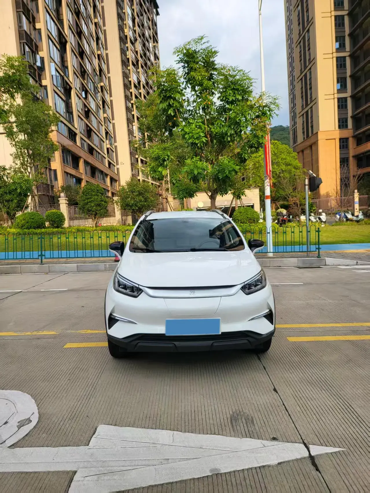 2021 BYD YUAN thumbnail 2