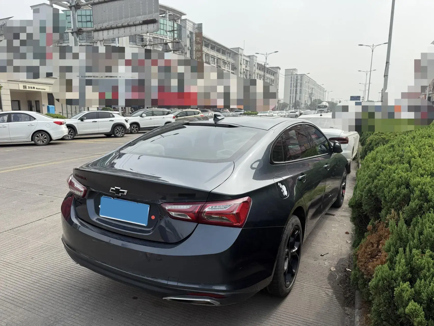 2019 CHEVROLET MALIBU thumbnail 4