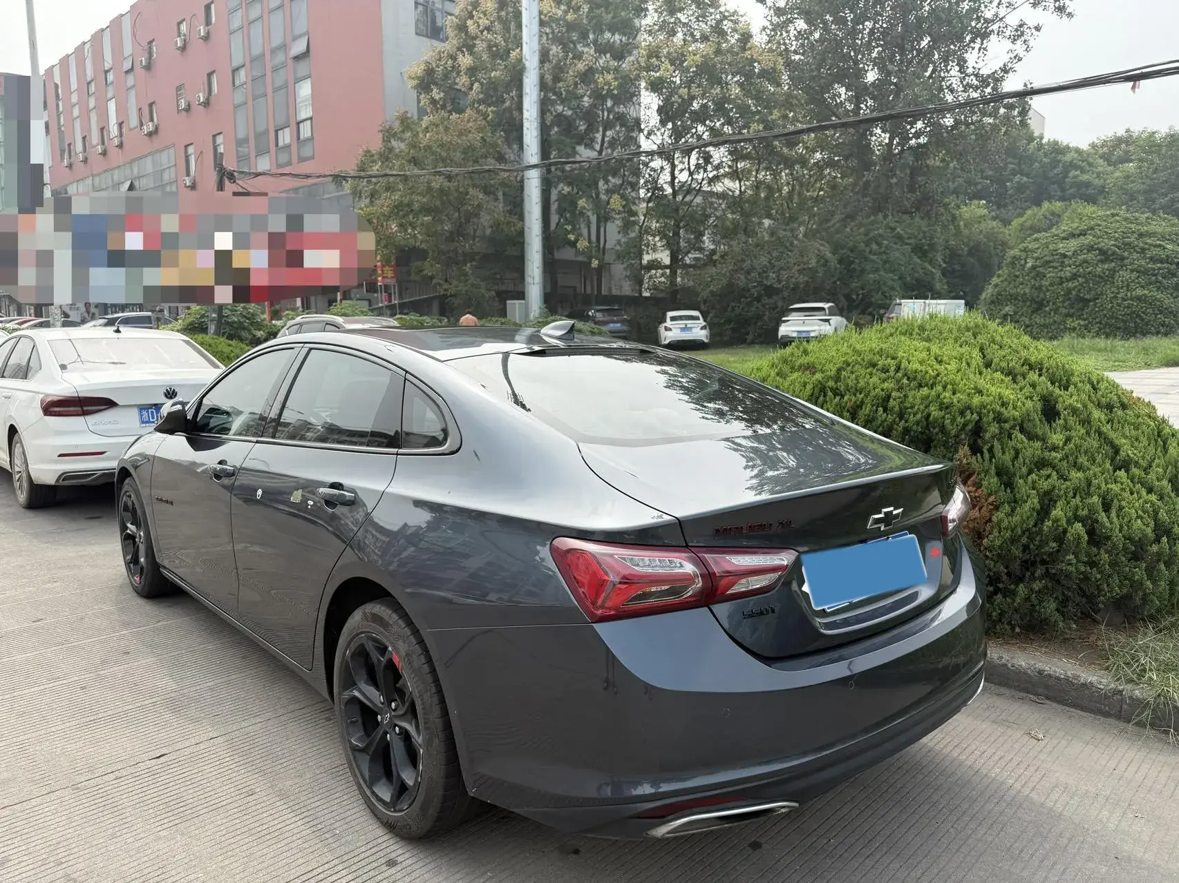 2019 CHEVROLET MALIBU thumbnail 3