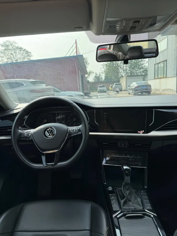 2021 Volkswagen Passat 1.4T 150HP L4 7DCT,autocango,china used car exporter,china ev exporter,chinese used car exporter,chinese used ev exporter