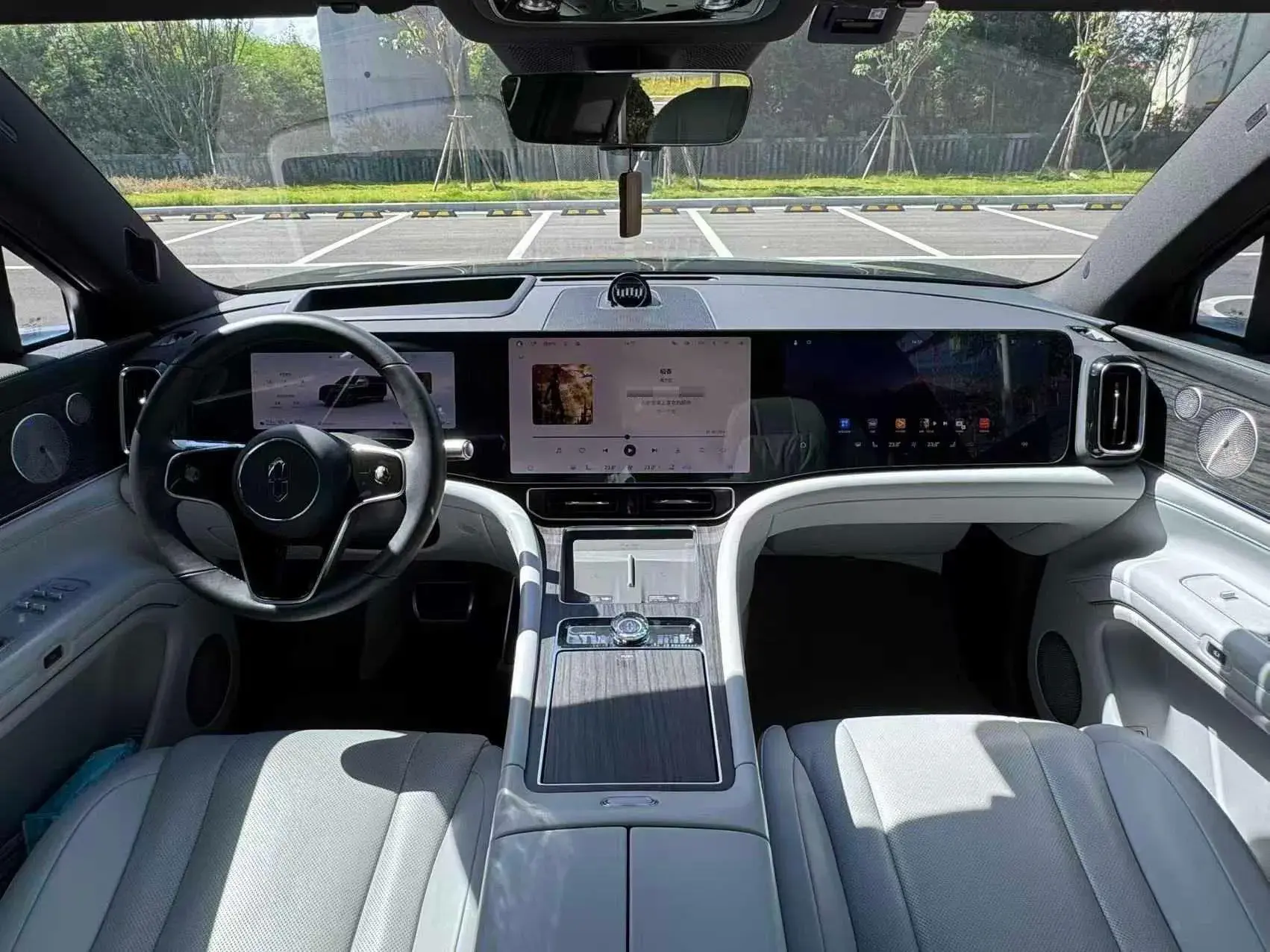 2024 HIMA AITO thumbnail 4