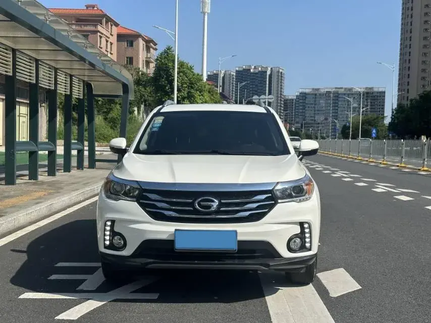 2017 GAC TRUMPCHI thumbnail 2