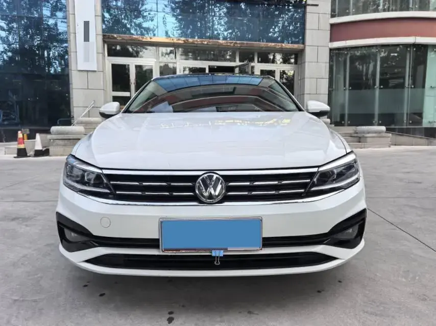 2019 VOLKSWAGEN LAMANDO thumbnail 2