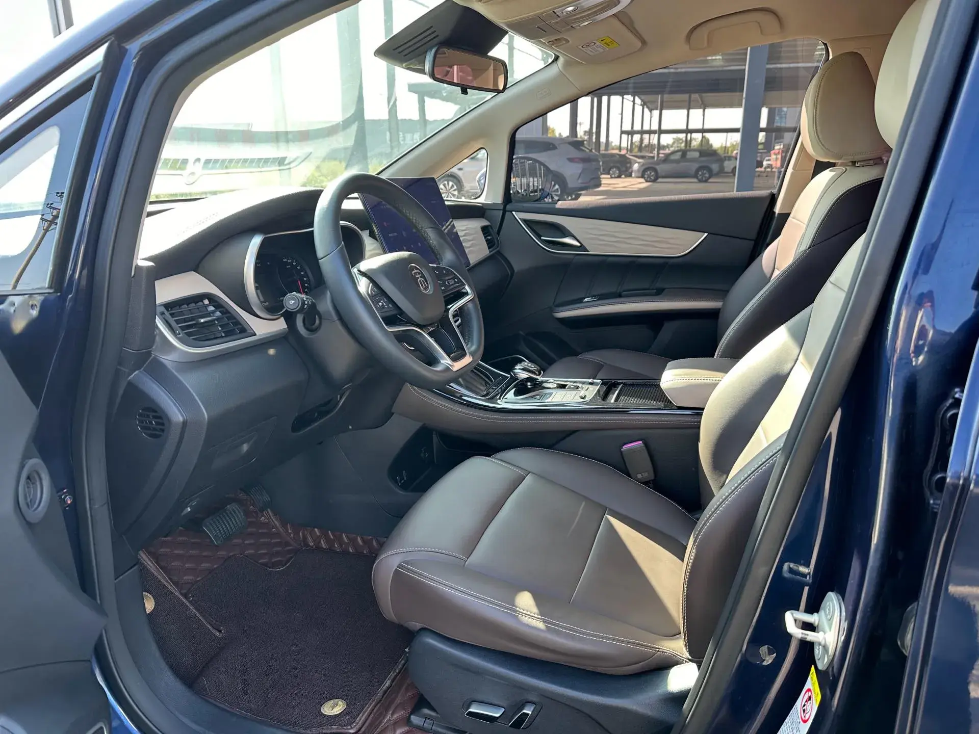 2022 BYD SONG thumbnail 3