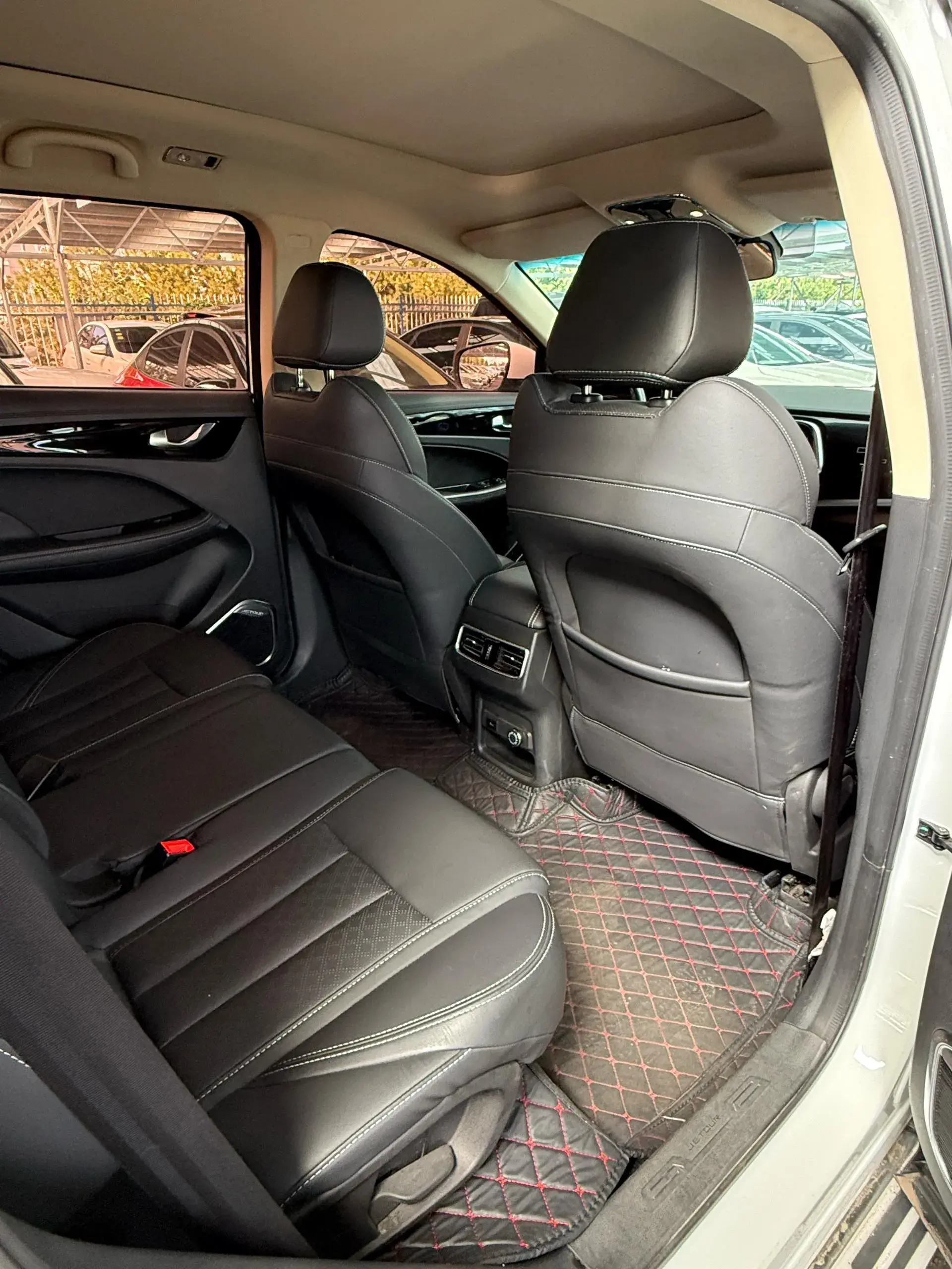 2019 JETOUR X90 thumbnail 4